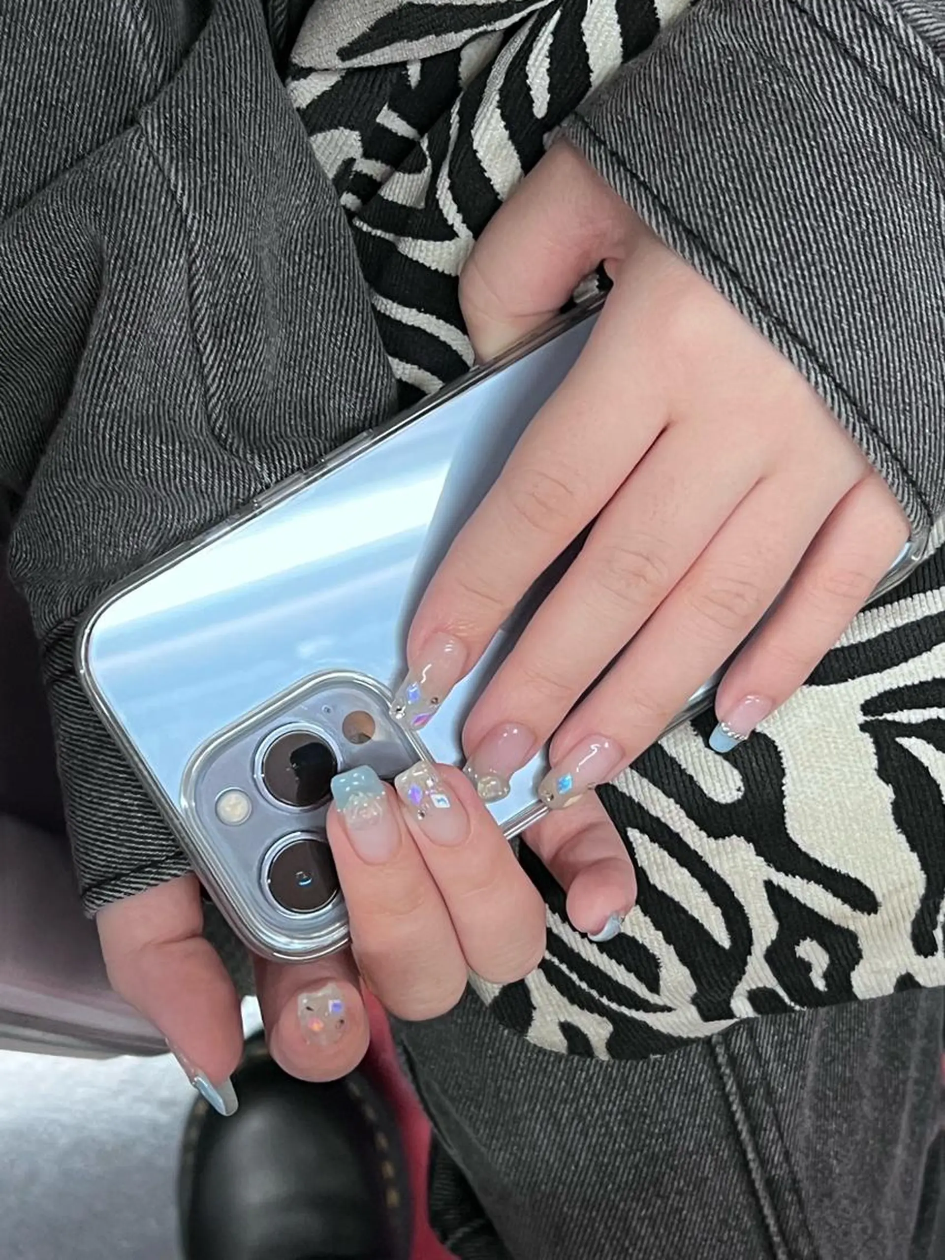 ネイル ハンドネイル Luna nail— kanaeのネイルデザイン