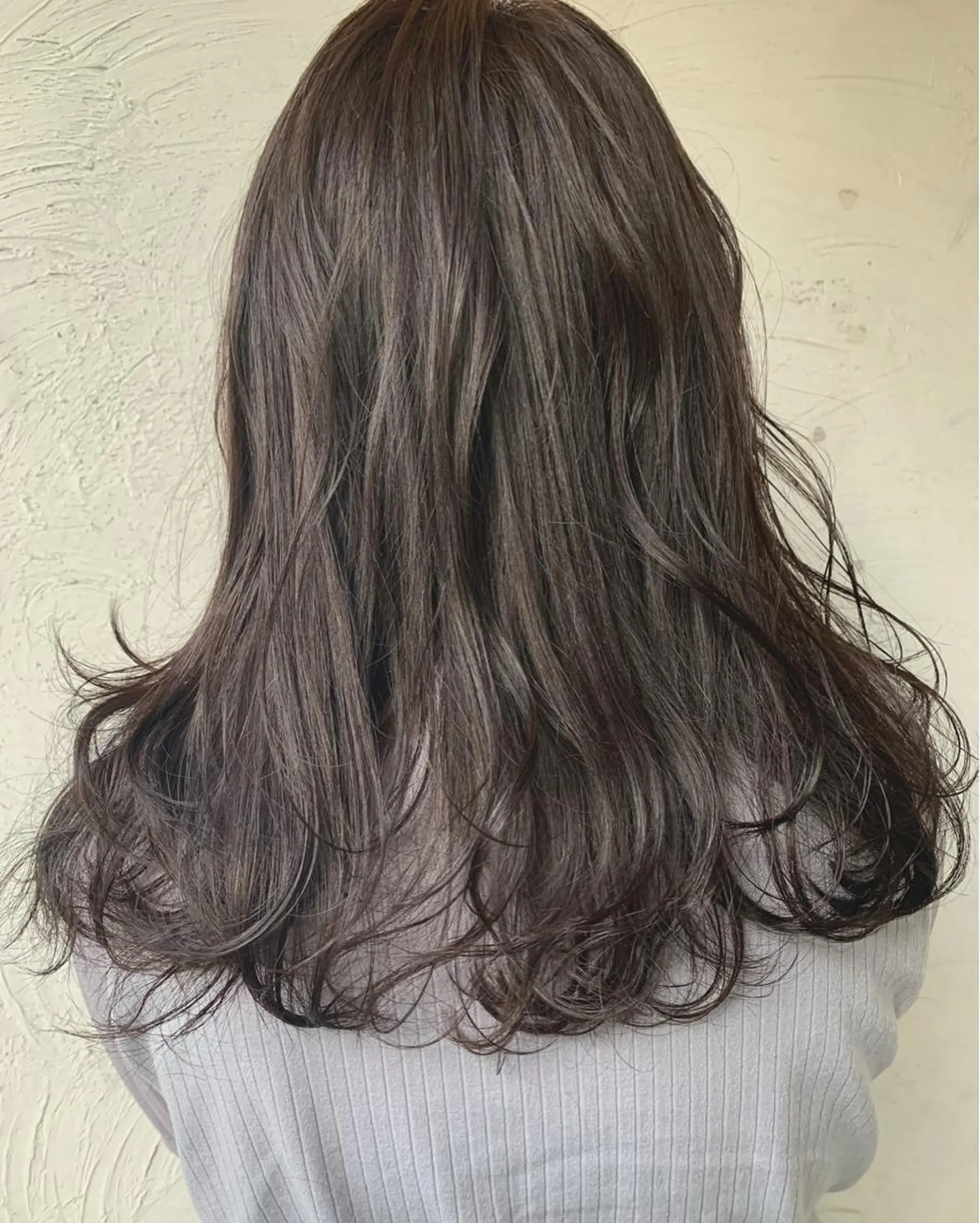 セミロング カラー 透明感カラー 似合わせカラー🫶 小川千波のヘアスタイル