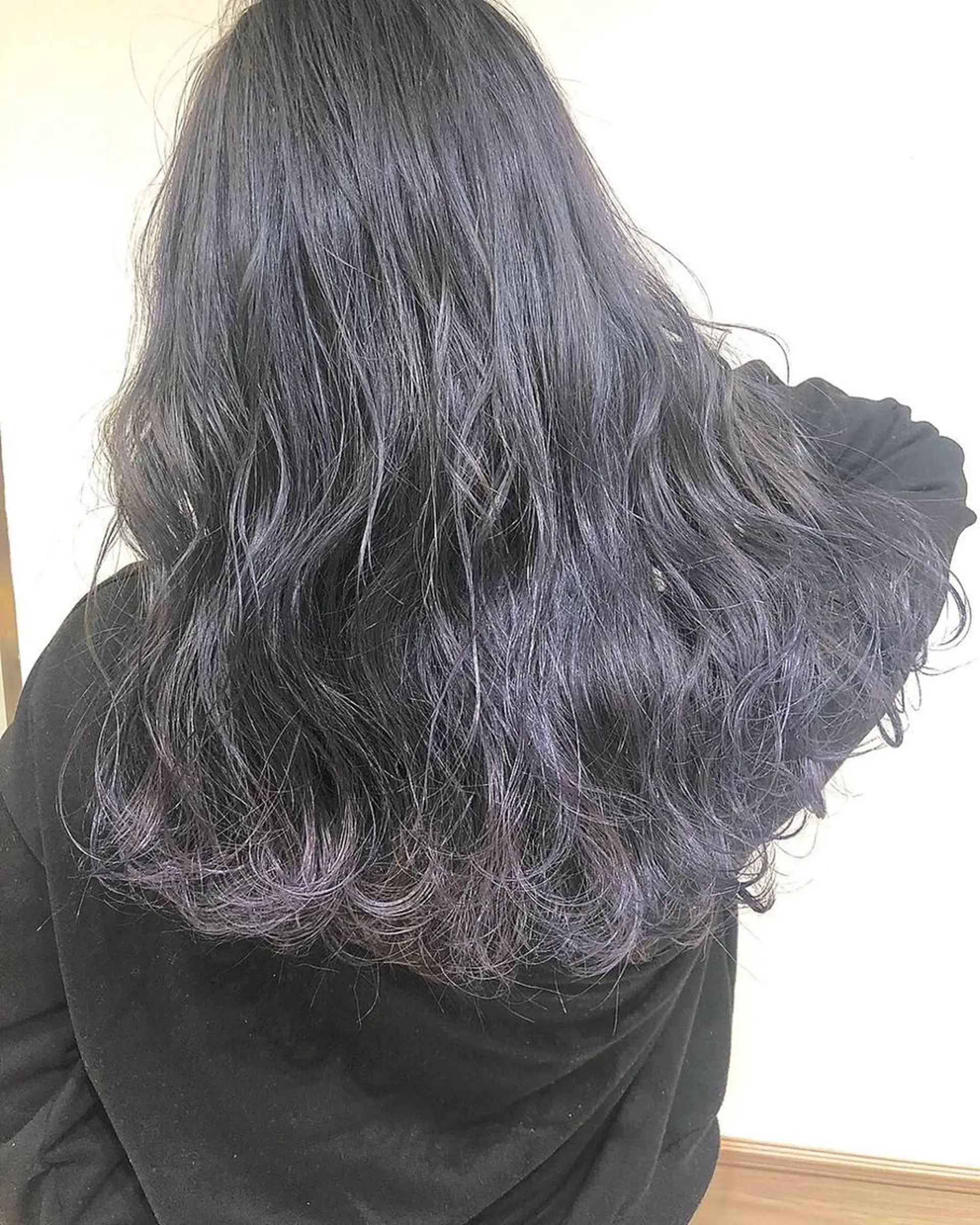 カラー Ash 店長 山下達也のヘアスタイル