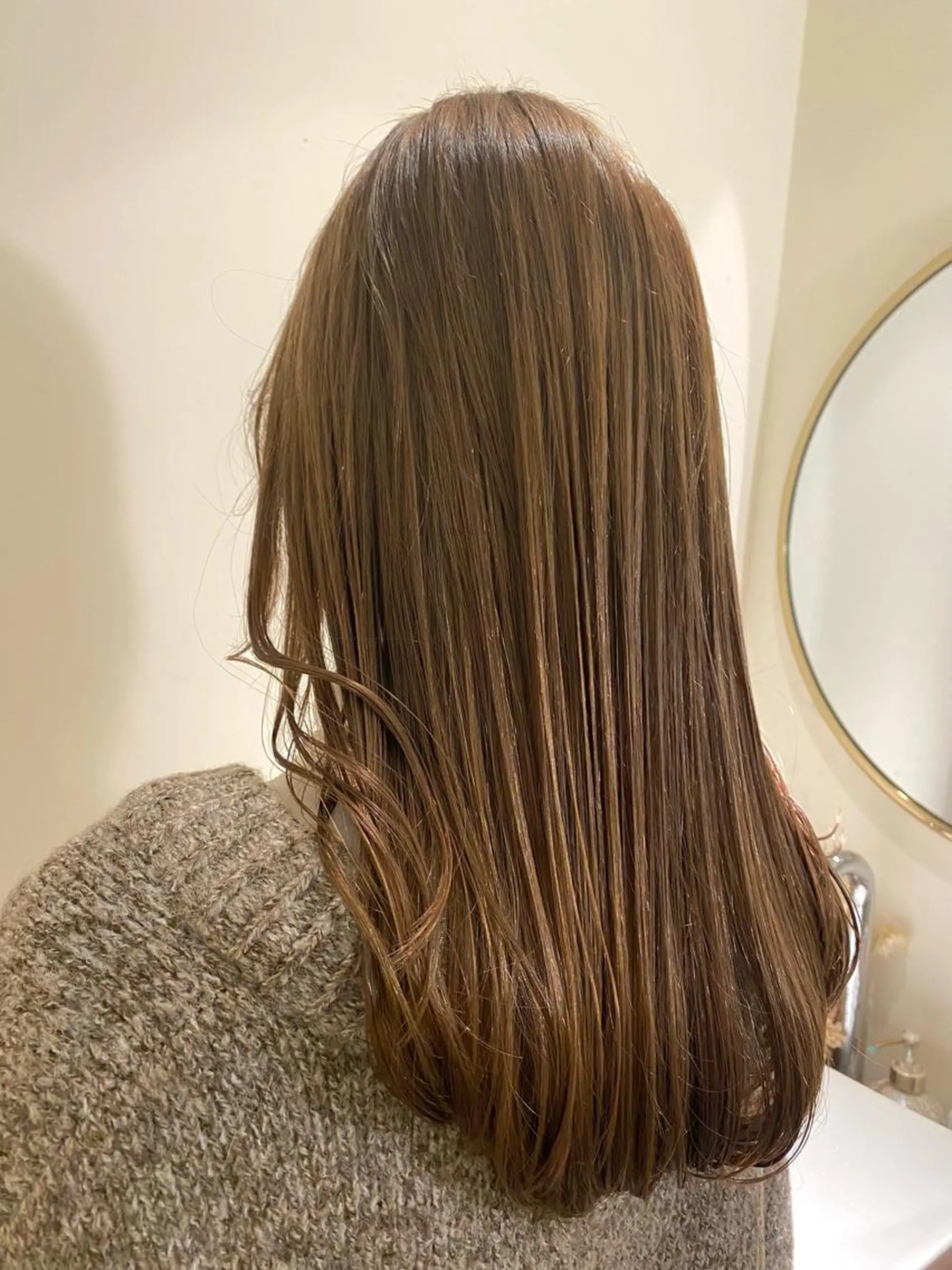 セミロング カラー ベージュカラー ブリーチ ダブルカラー ブリーチなしカラー 🫶🏻桃果🫶🏿 只今休職中のヘアスタイル