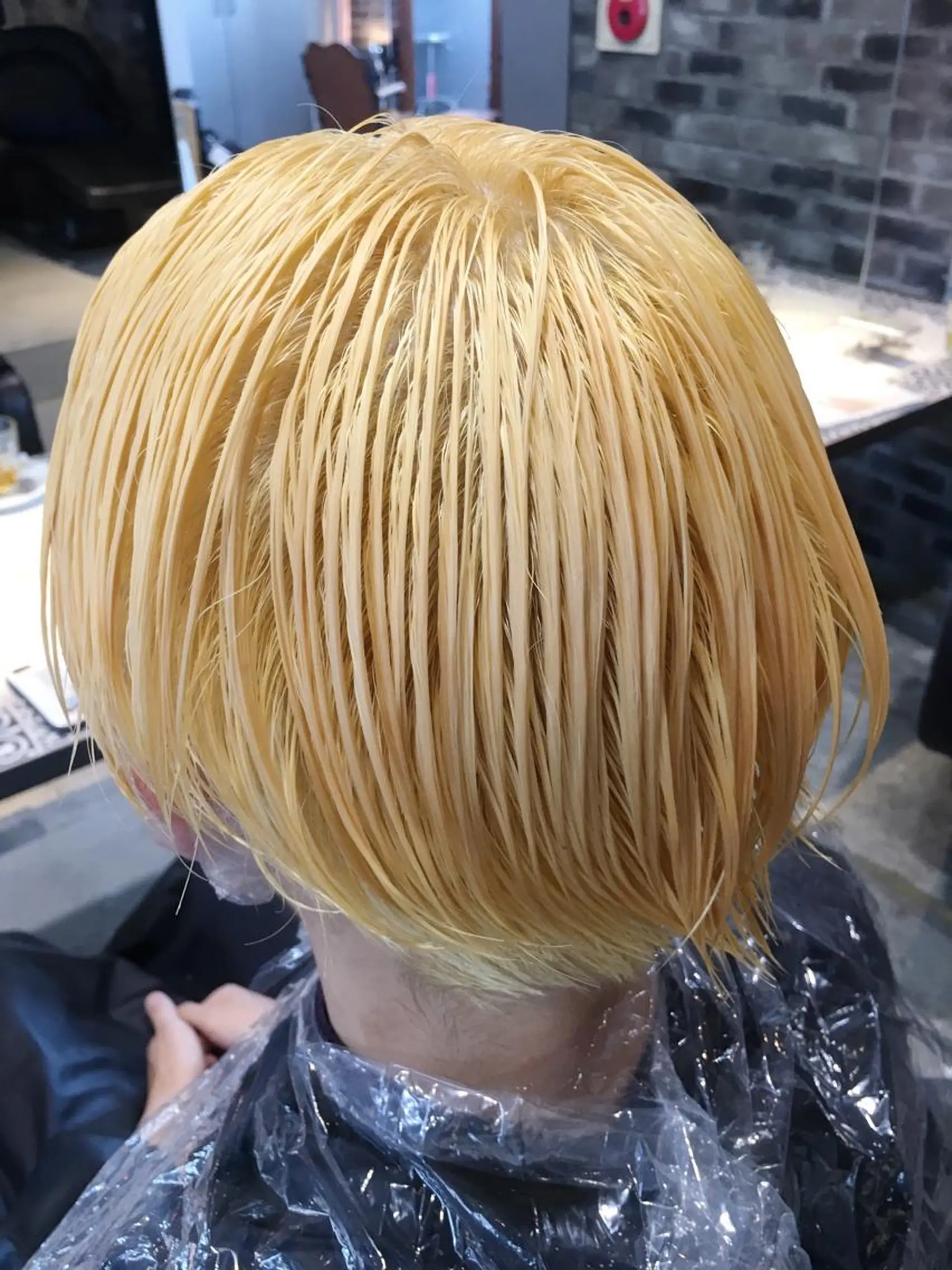 ショート カラー ブリーチ ヘアカラー トリートメント 代表 中島貴志のヘアスタイル
