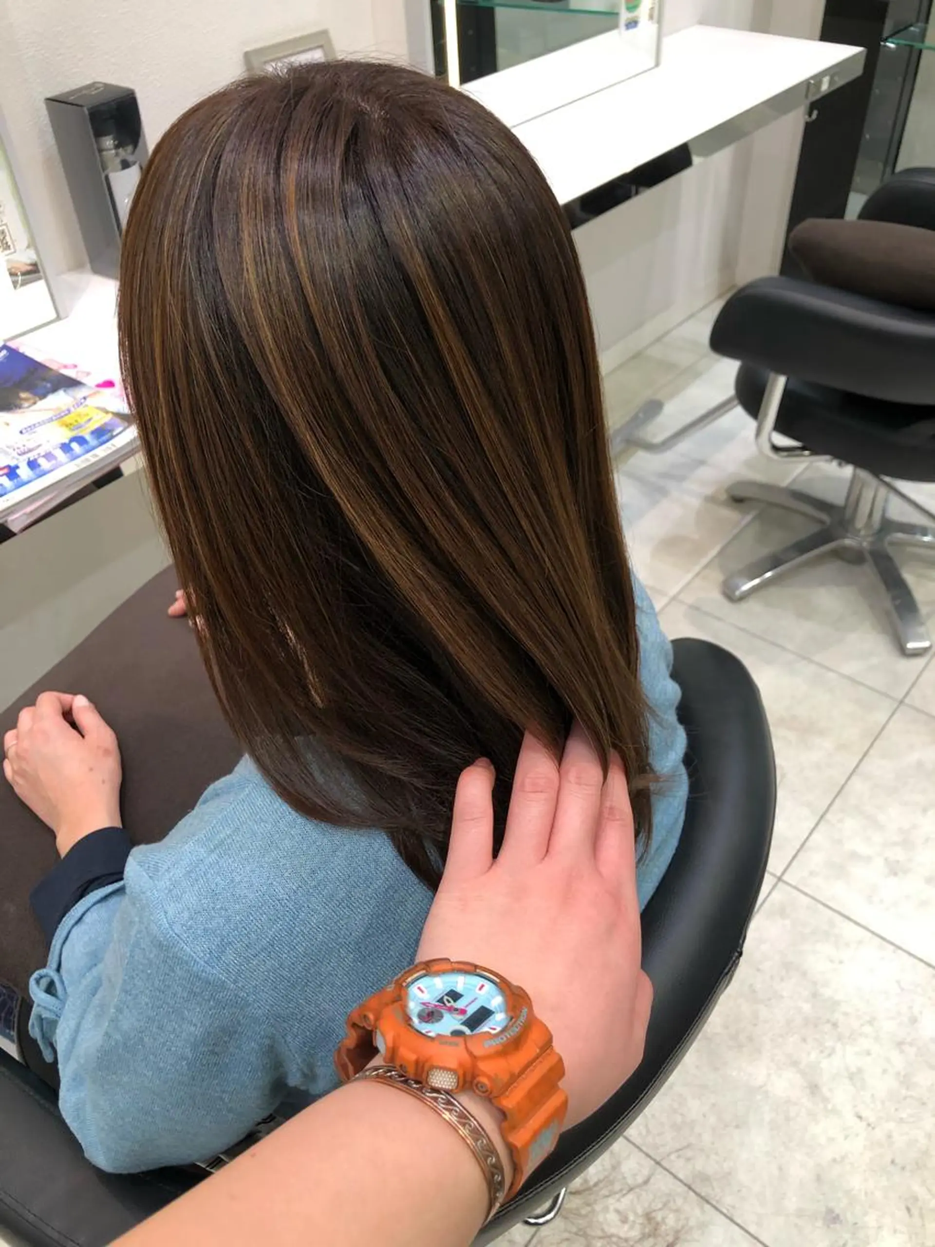 ミディアム カット ヘアカラー トリートメント 岸 保奈美のヘアスタイル
