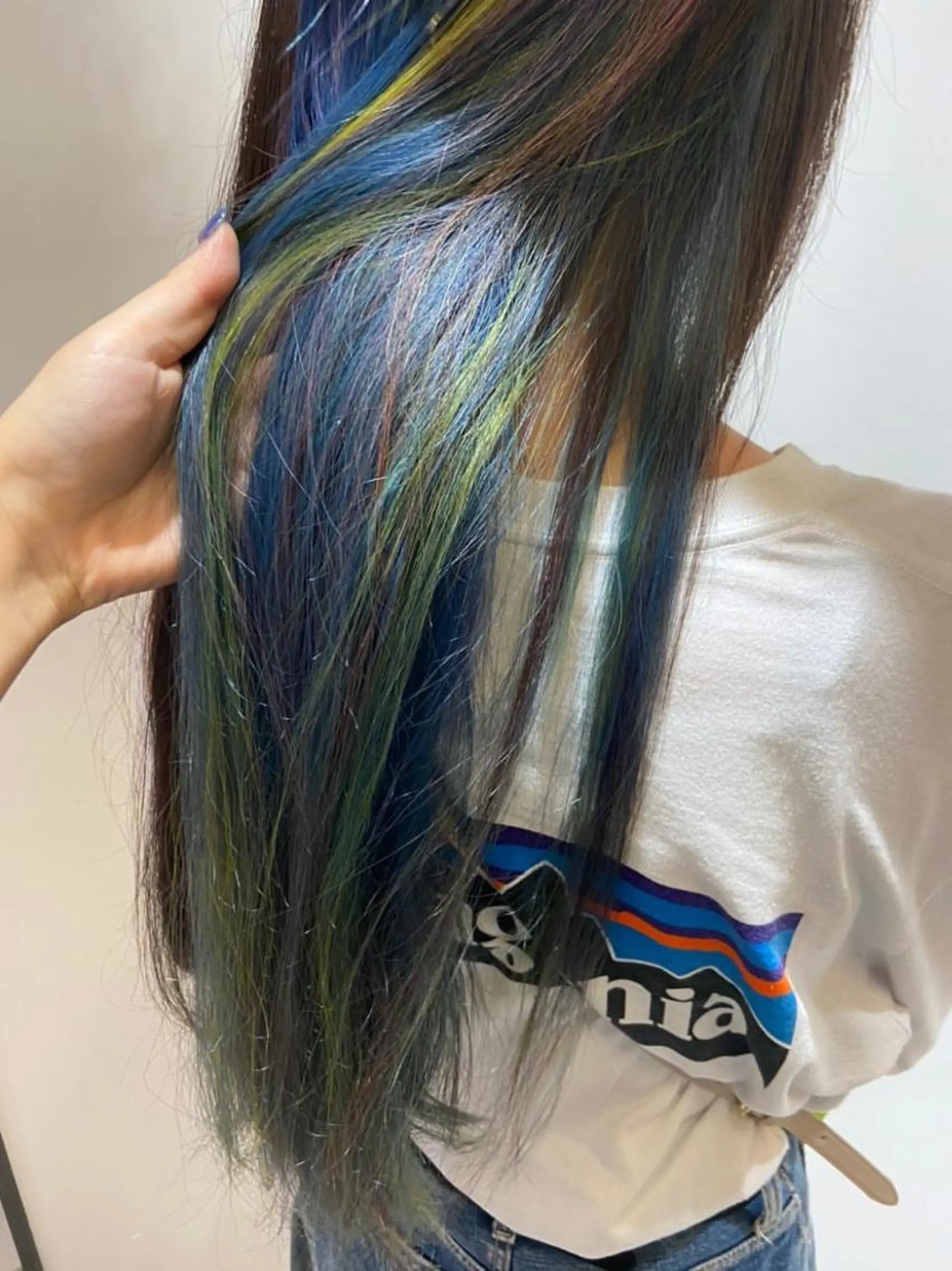 ロング カラー ヘアカラー 🐺ウルフ/レイヤー 似合わせ‎🤍沙羅のヘアスタイル