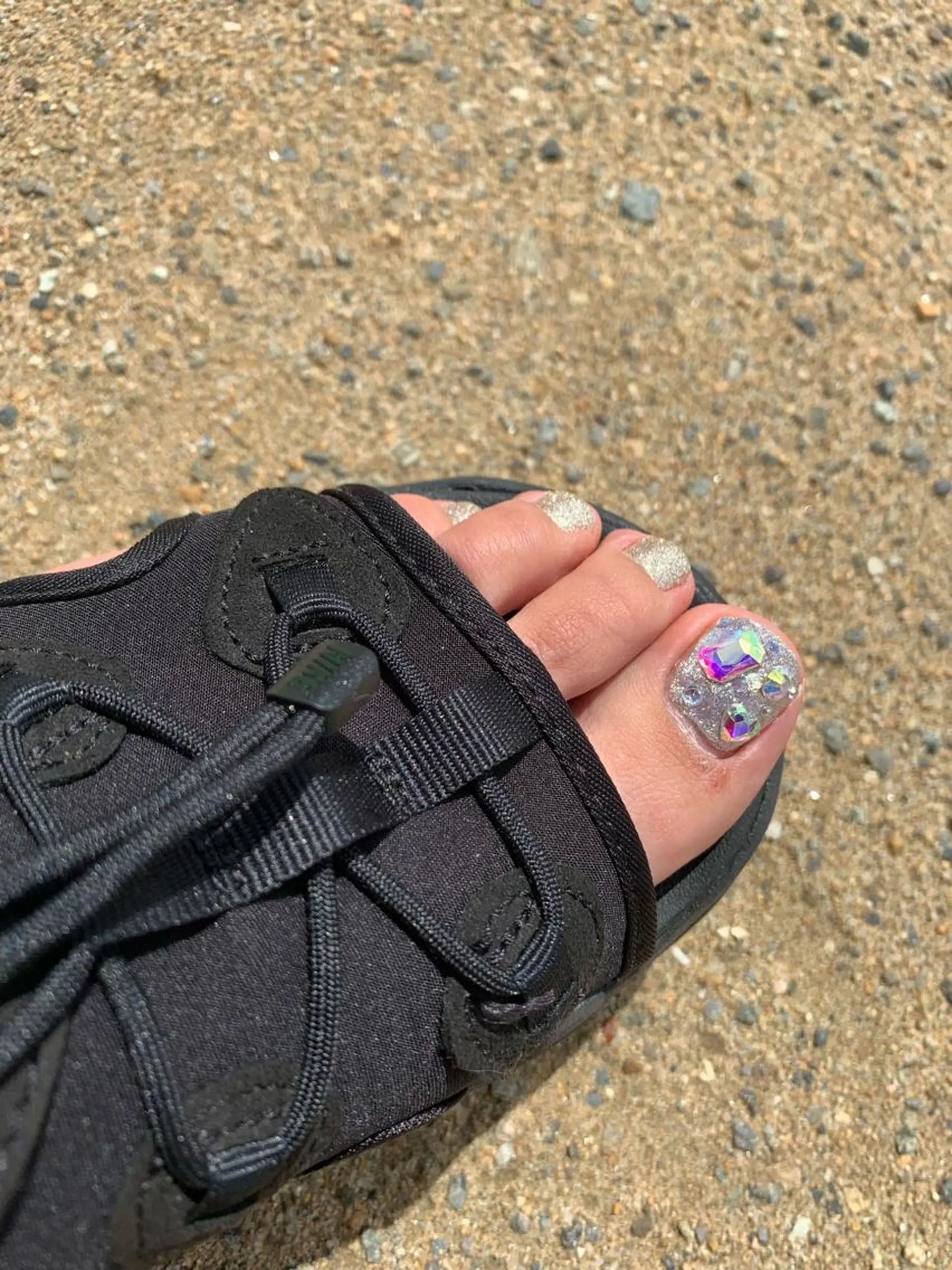 ネイル フットネイル 大崎 奈々のネイルデザイン