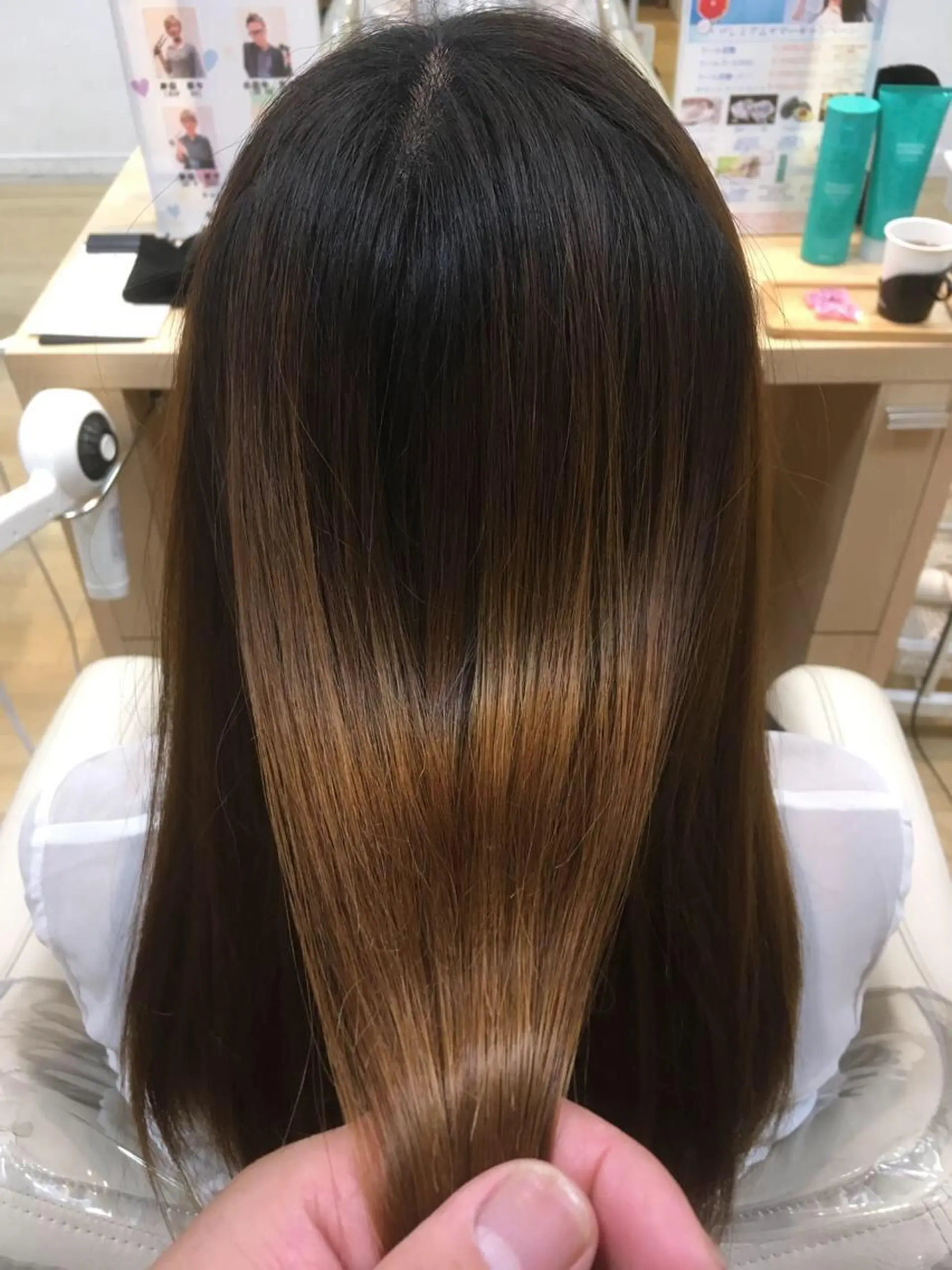 セミロング 縮毛矯正 大山 晃介のヘアスタイル