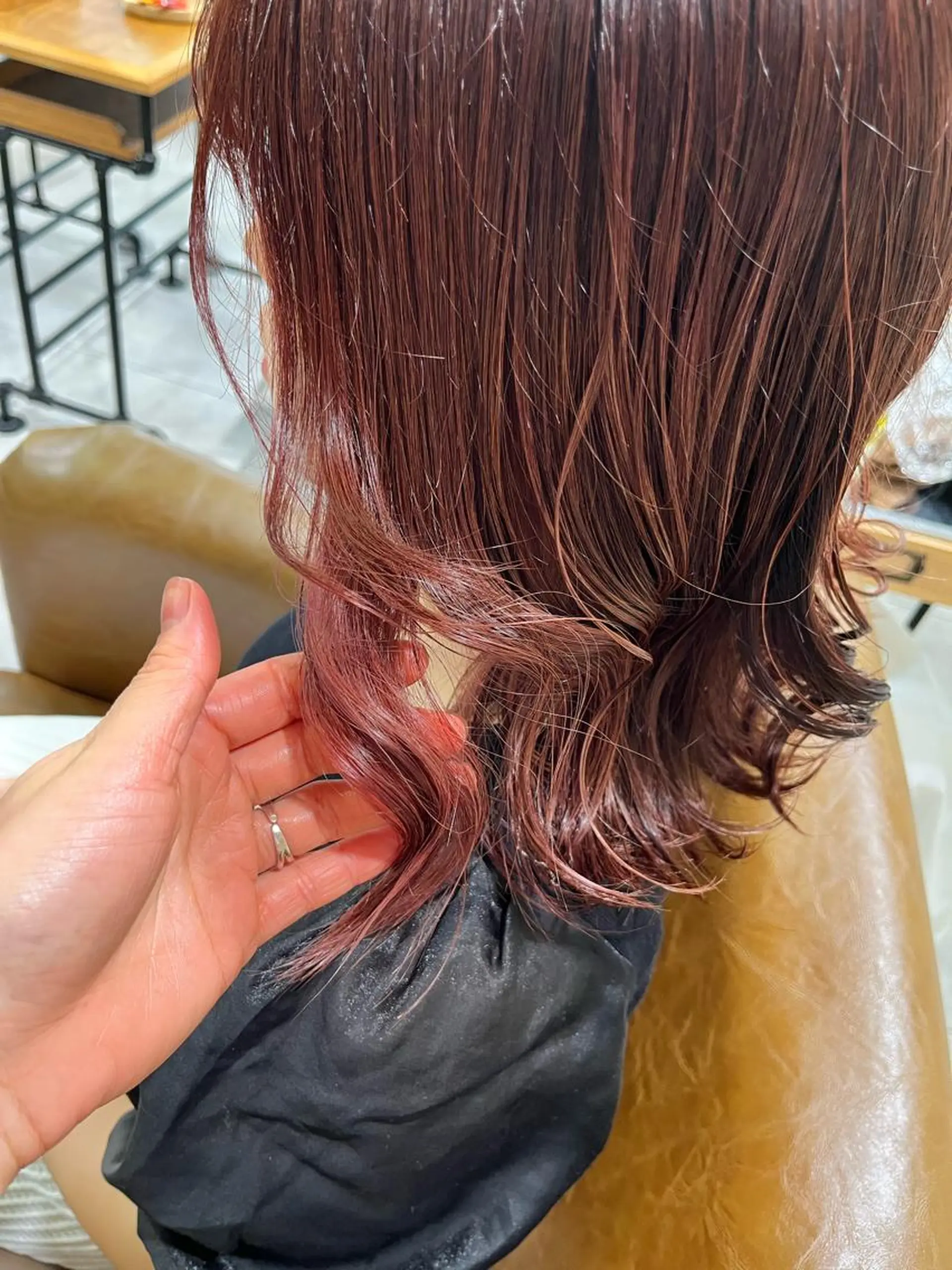 ミディアム カラー アッシュ ベージュカラー ブリーチ ケアブリーチ ダブルカラー 🌼あんなtrend color🌼のヘアスタイル