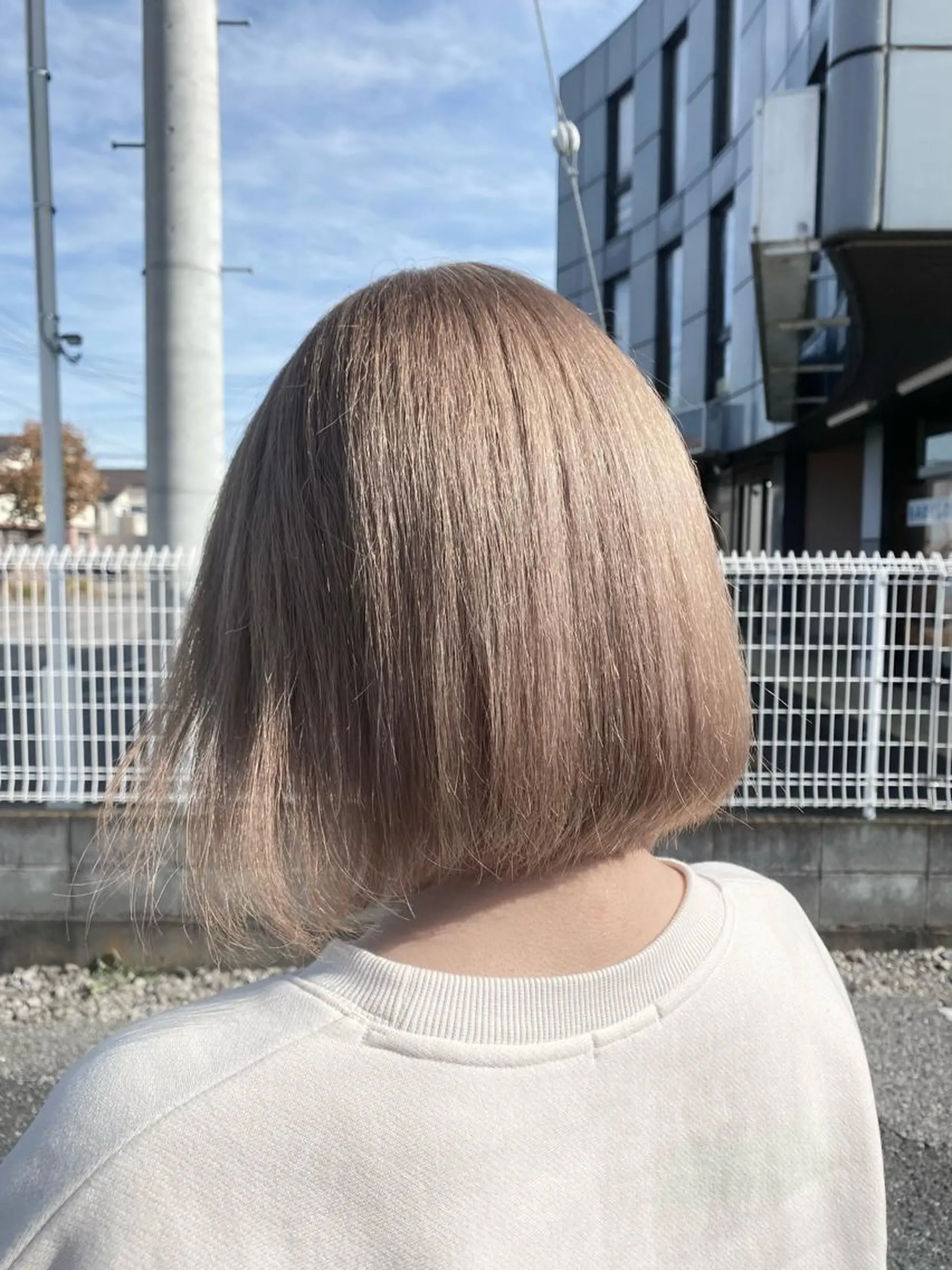 ショート ヘアカラー 松本 菜那のヘアスタイル