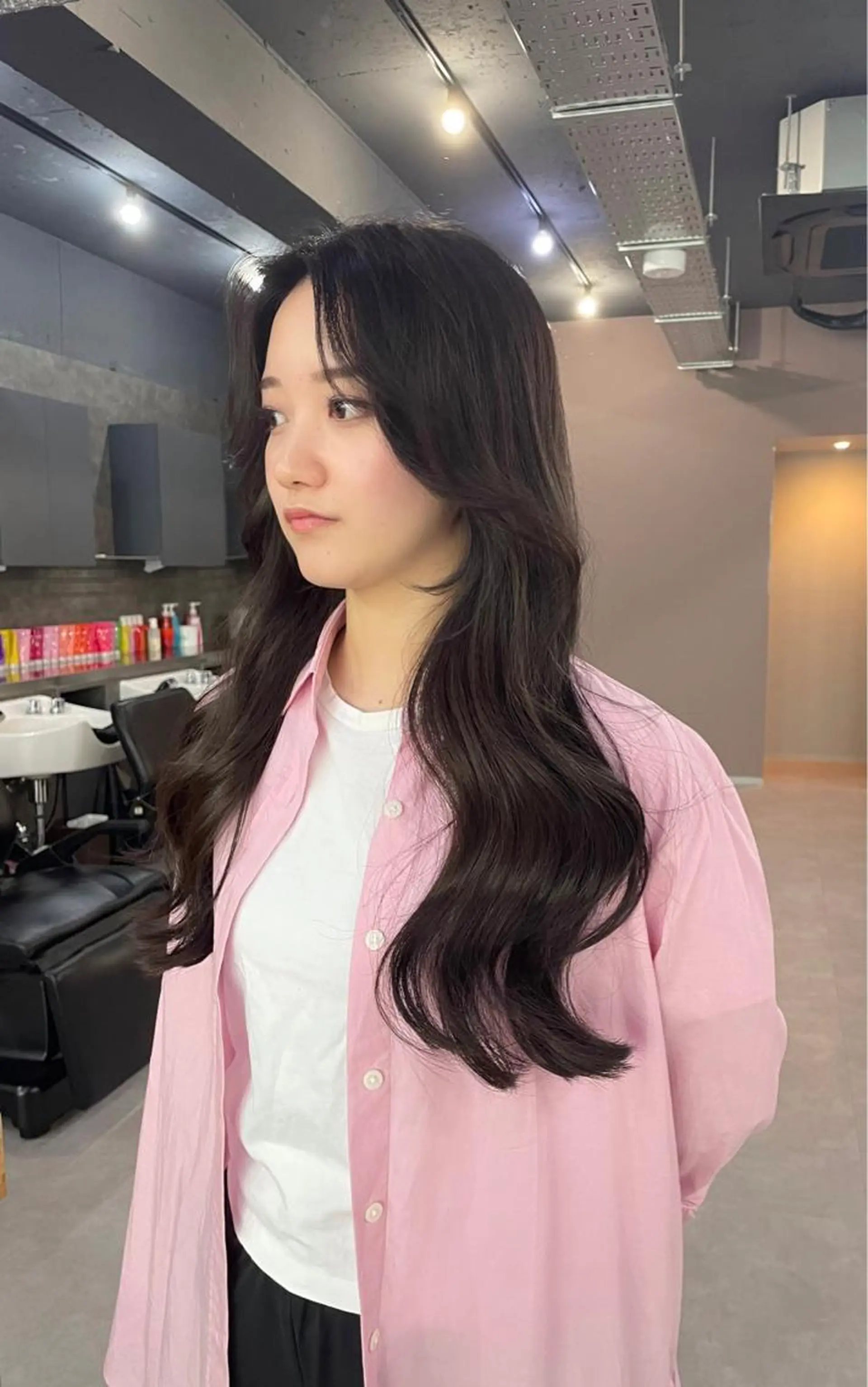 セミロング カラー カット ヘアカラー トリートメント 西村あきや トレンド韓国ヘアのヘアスタイル
