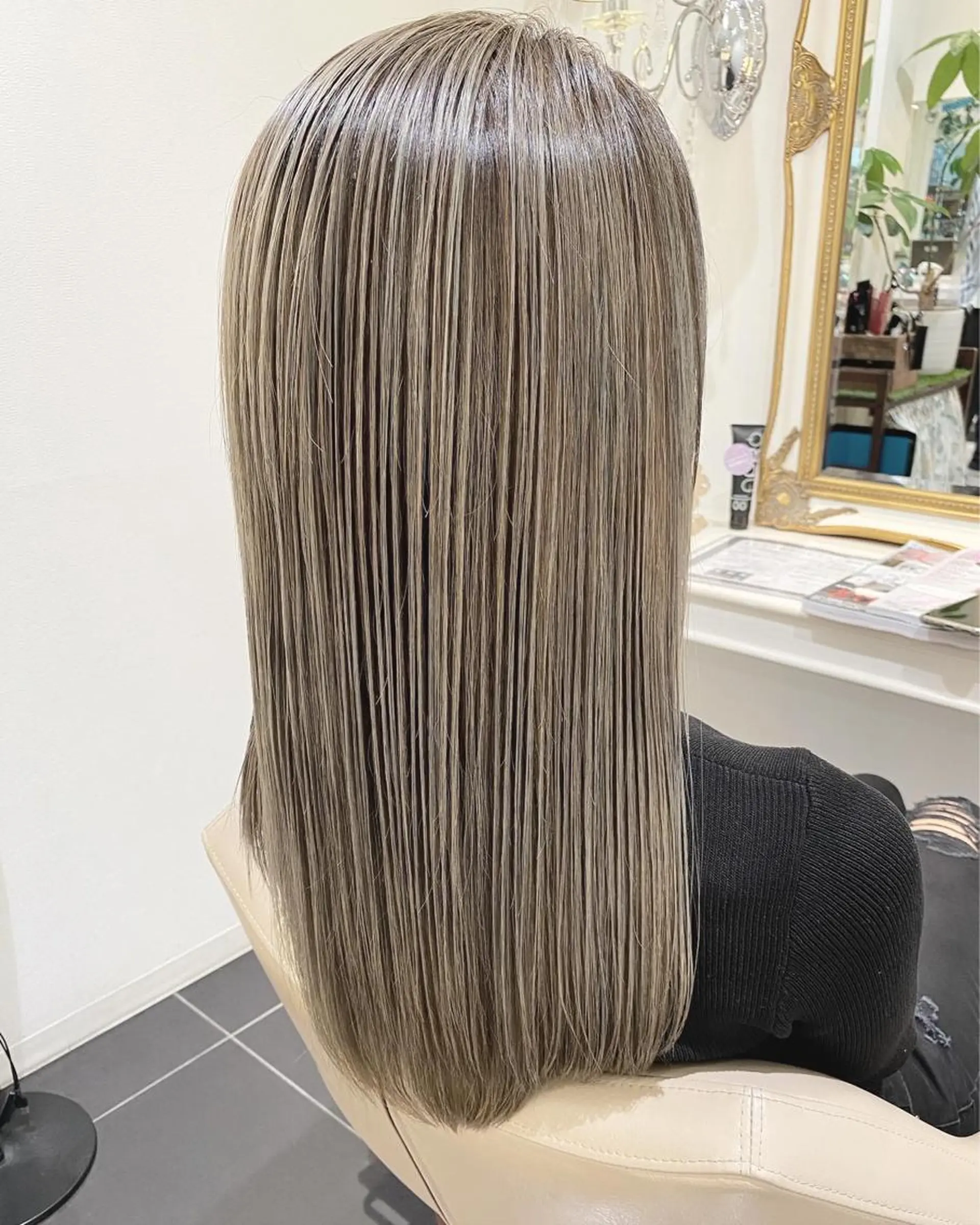 セミロング カラー バレイヤージュ 髪質改善 レイヤーカット カット ヘアカラー 山崎俊輔/髪質改善 /バレイヤージュのヘアスタイル