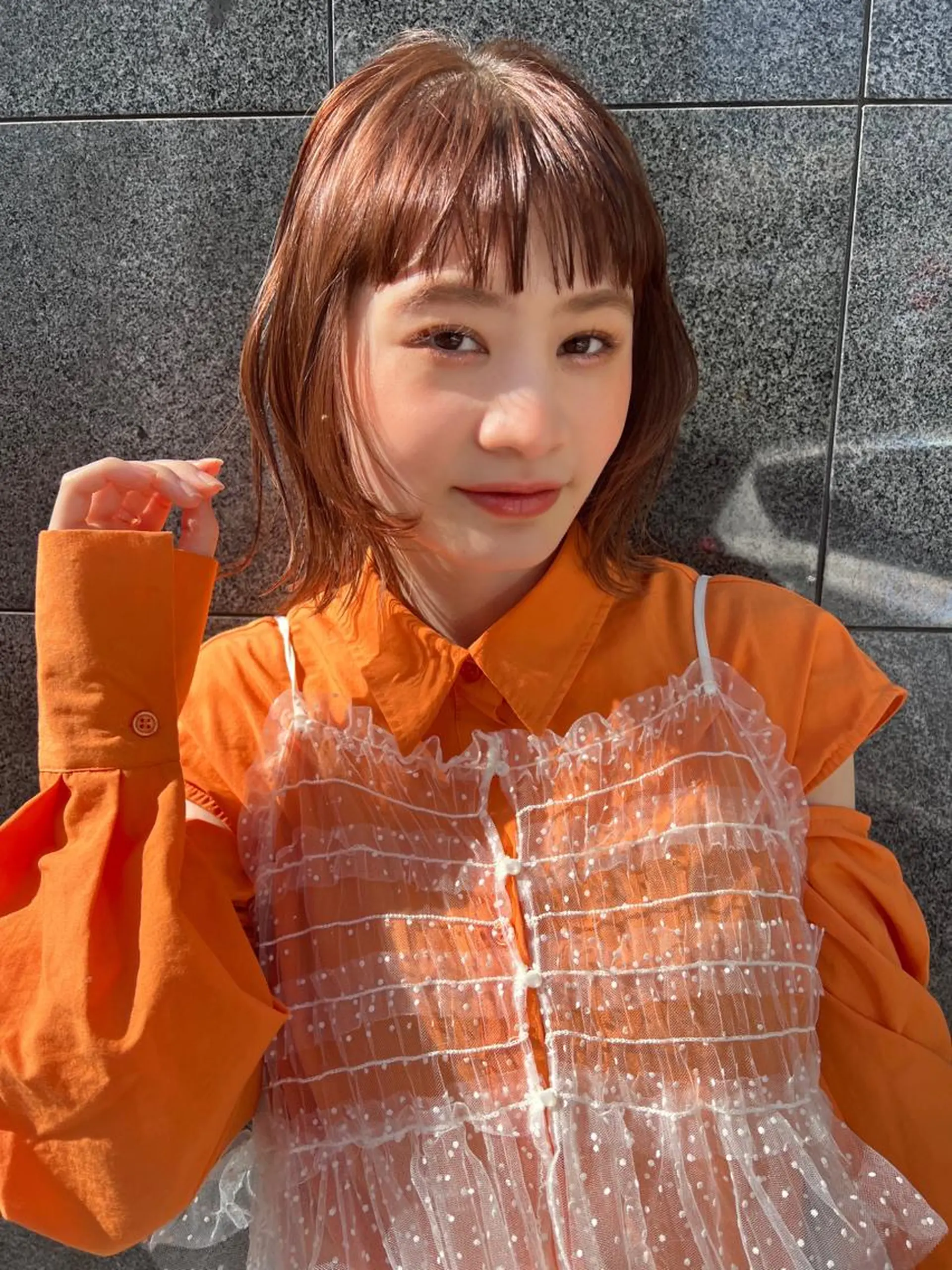 ショート カラー ヘアアレンジ ボブレイヤー ベージュカラー ブラウンカラー オレンジ オレンジブラウン カット ヘアカラー SALOWIN藤沢店所属・サナ🌱 切りっぱなしボブのヘアスタイル