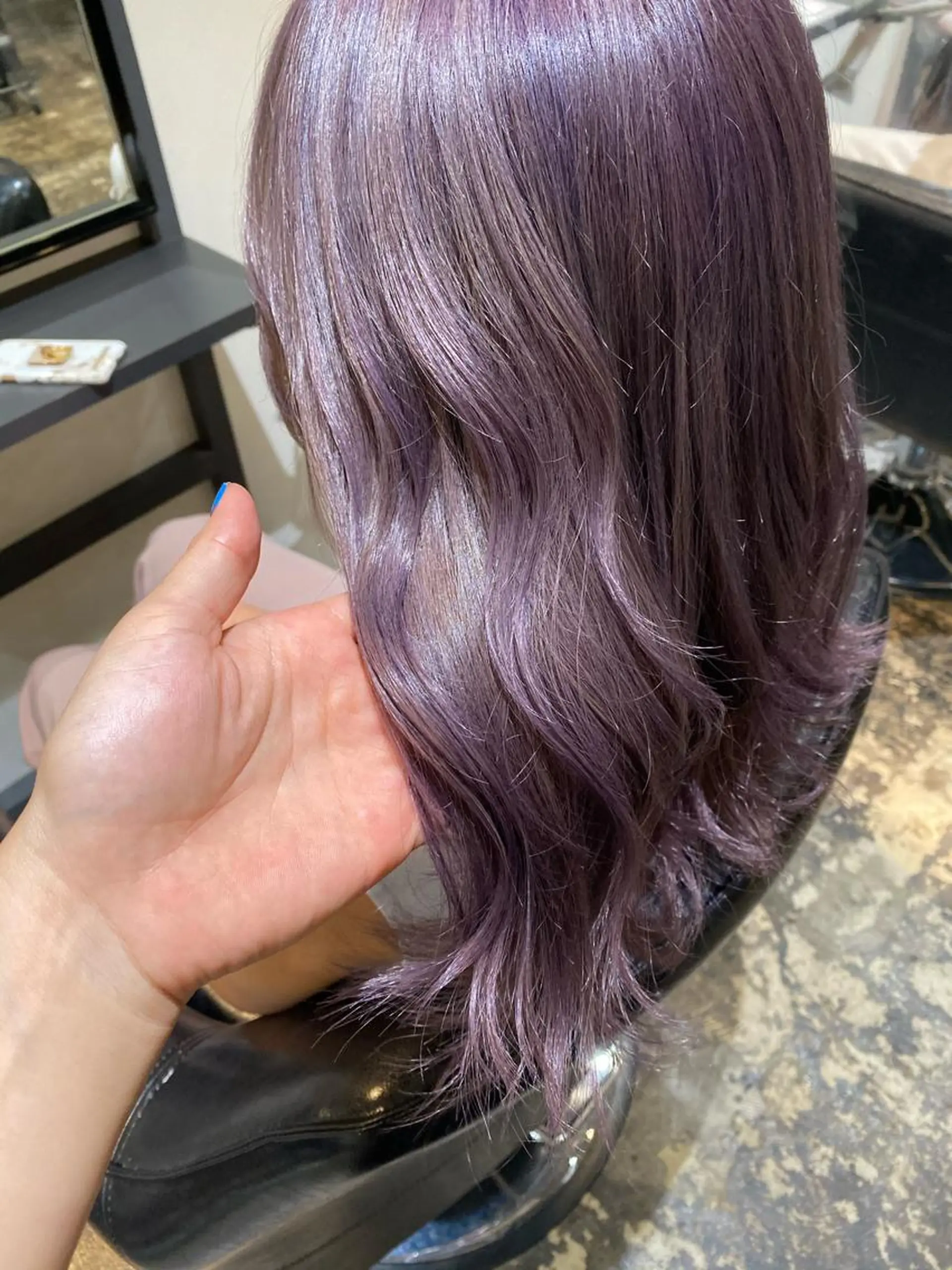 ミディアム カラー TRUCK トラックのヘアスタイル