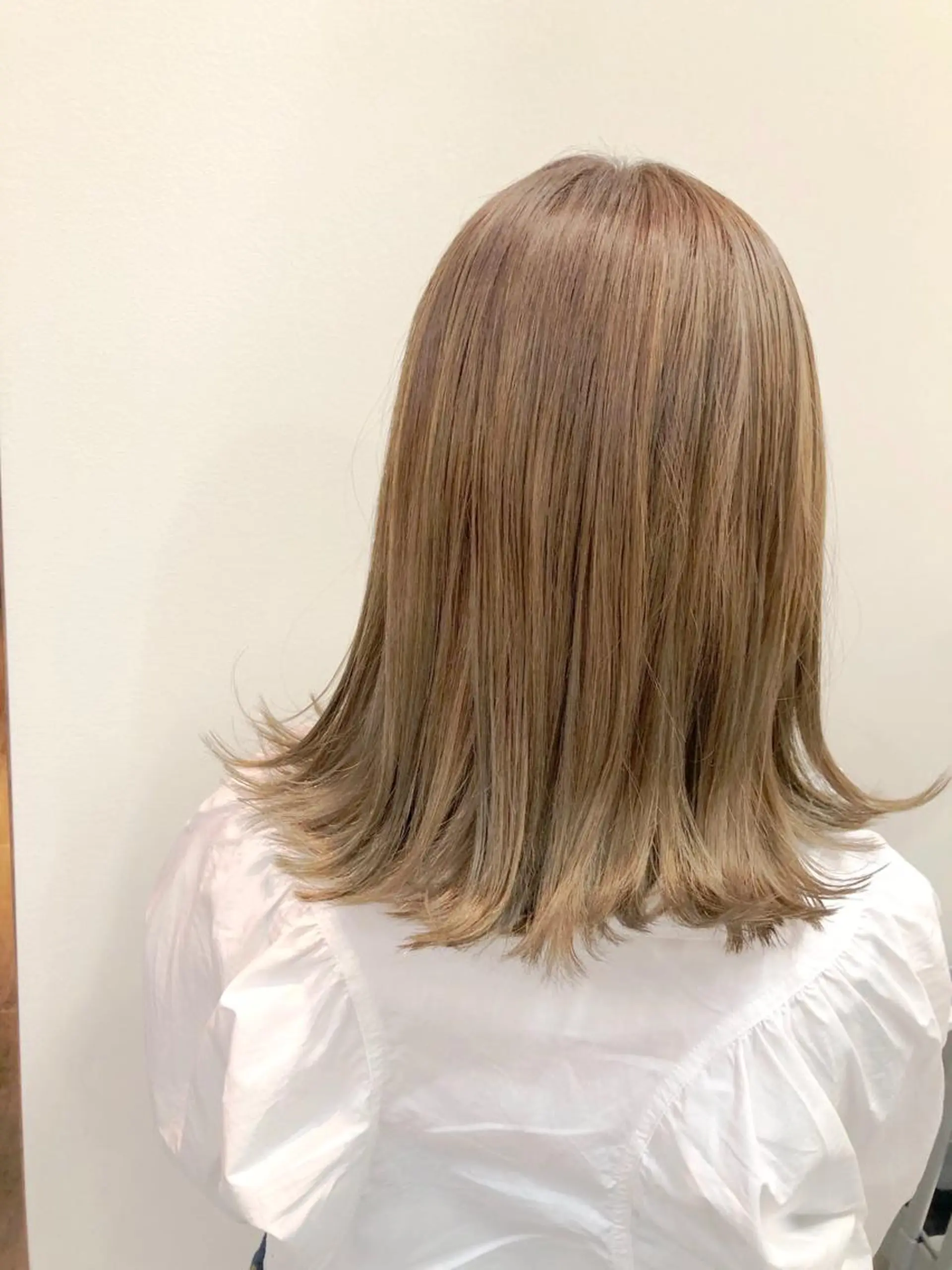 ミディアム カラー カット ヘアカラー トリートメント かわさき ともやのヘアスタイル
