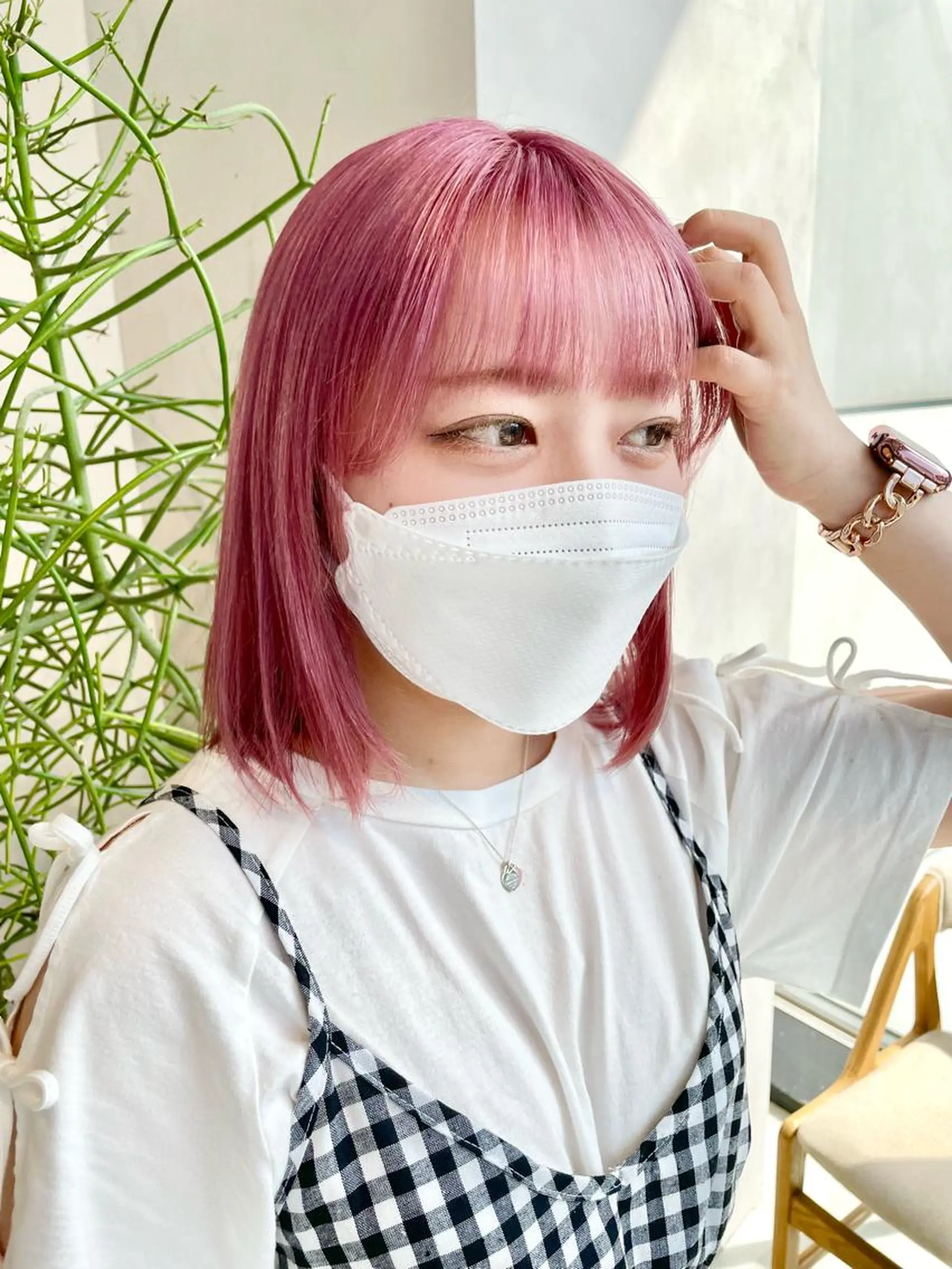 ショート カラー ピンクカラー カット ヘアカラー トリートメント ヘッドスパ meme原宿所属・ブロンド・ハイトーン ／遠藤将太のヘアスタイル