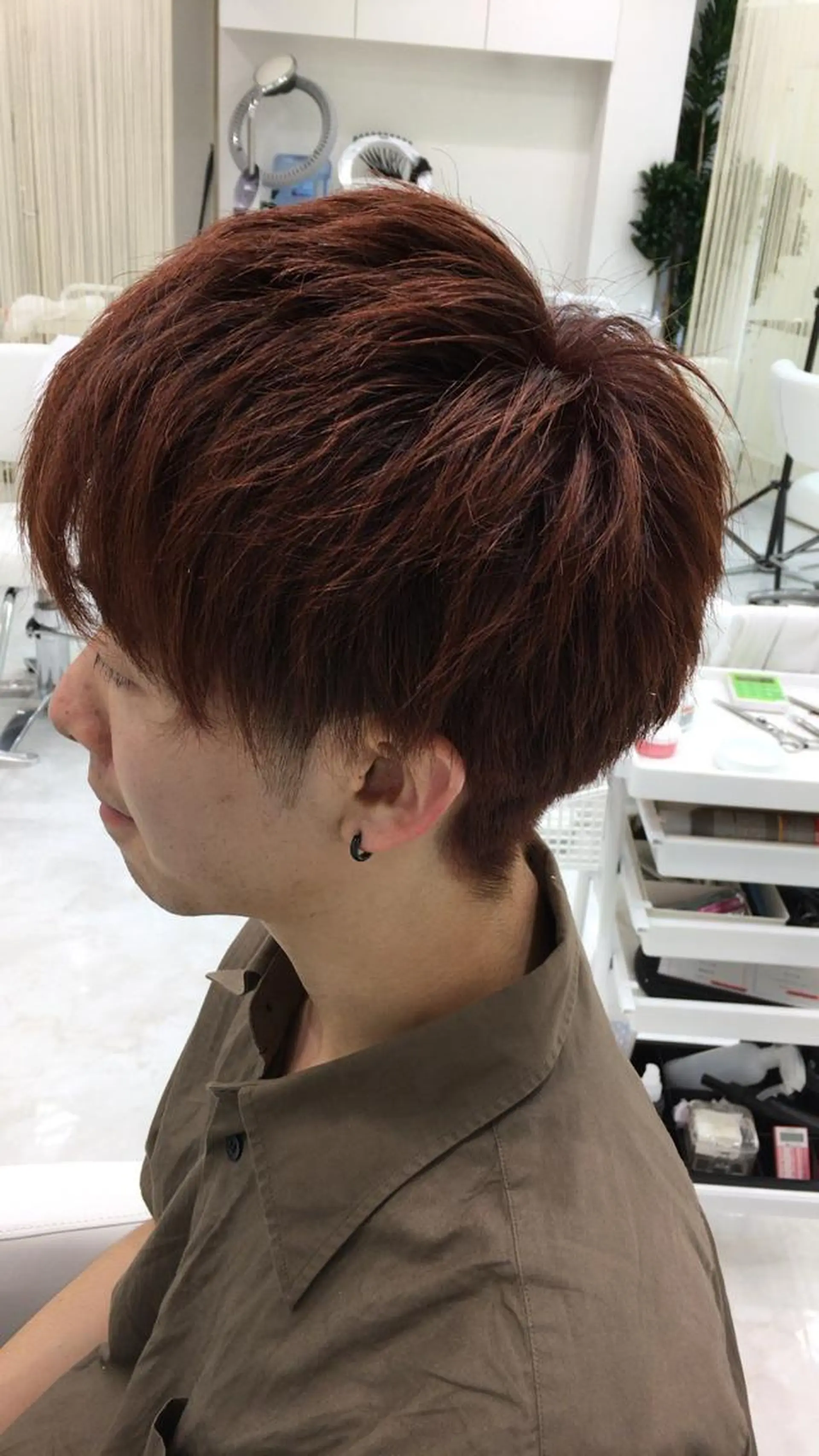ショート カラー メンズ マッシュ レッドカラー 佐藤 祥太のヘアスタイル