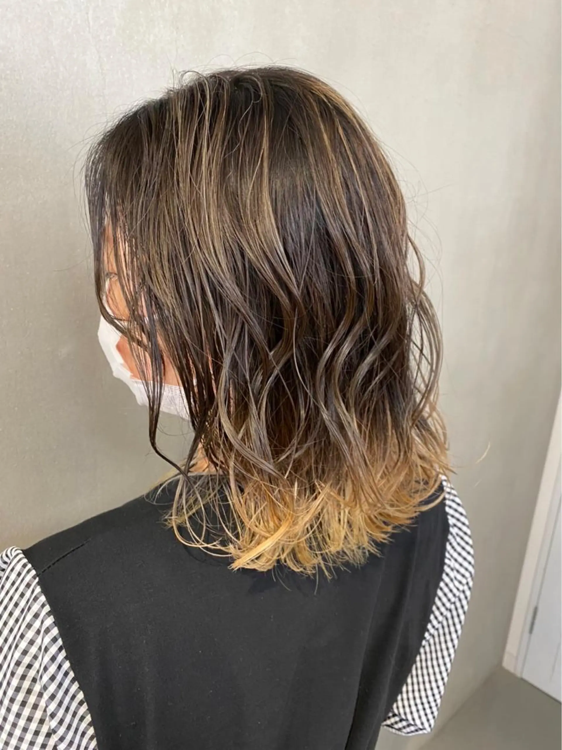 ミディアム レイヤーカット カット ヘアカラー JUNO所属・阪神西宮★JUNO 川﨑温子のヘアスタイル