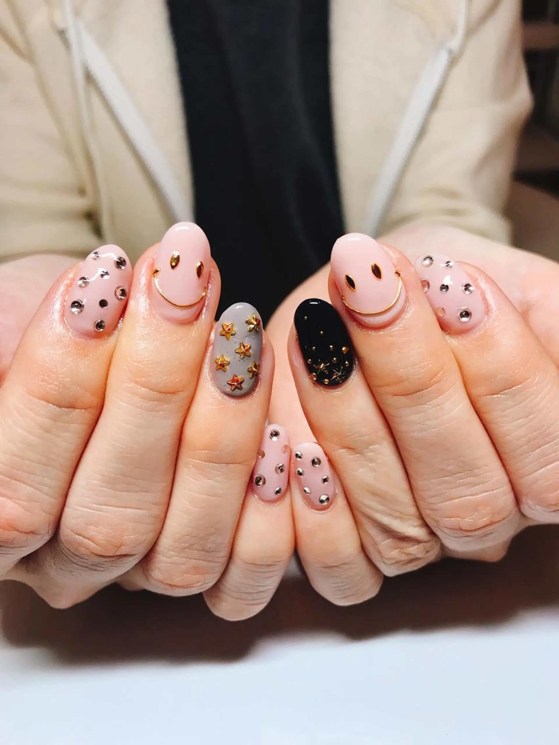 ネイル ハンドネイル 木槿所属・吉冨 光恵のネイルデザイン