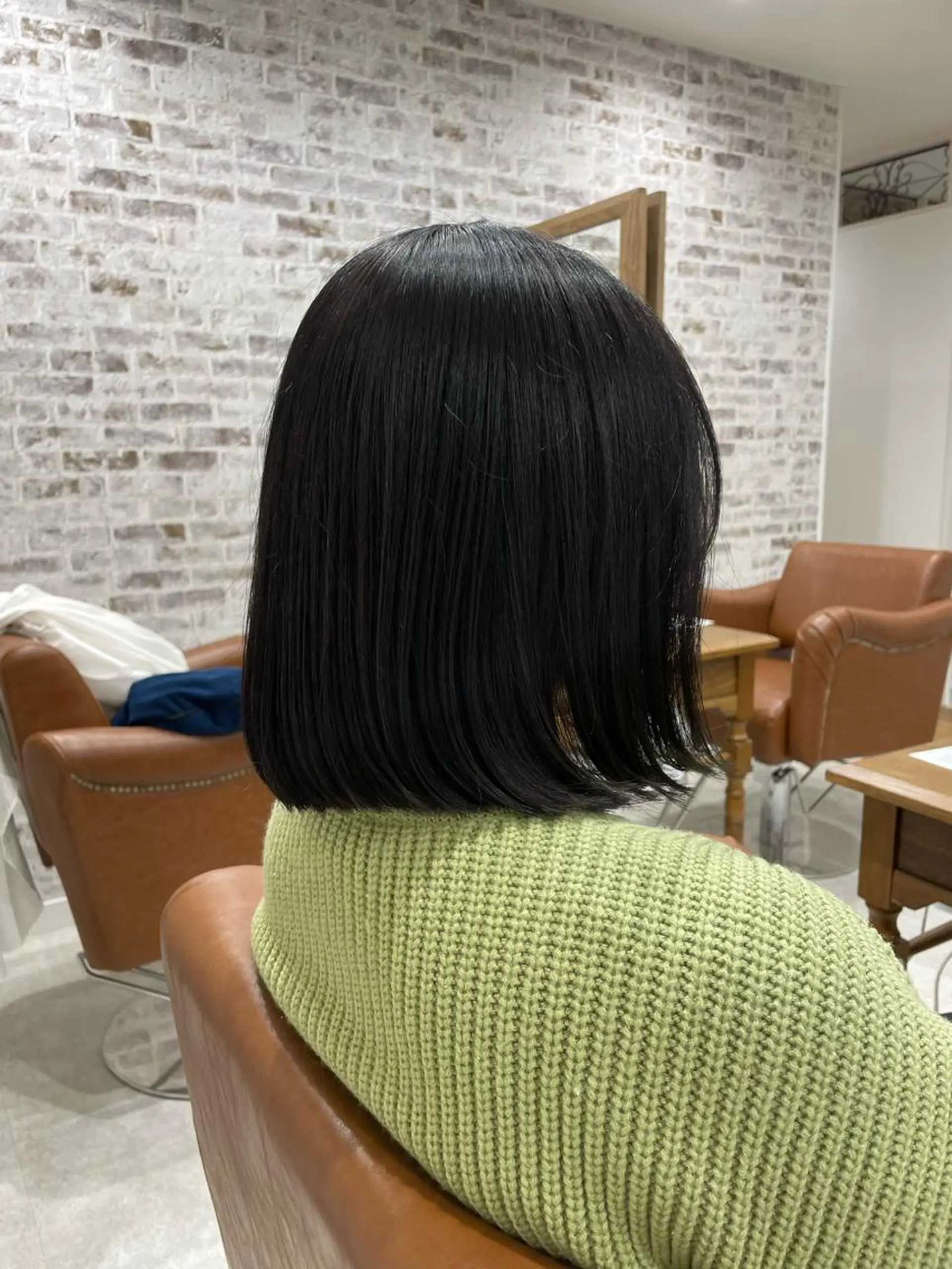 ミディアム 角田 楓のヘアスタイル