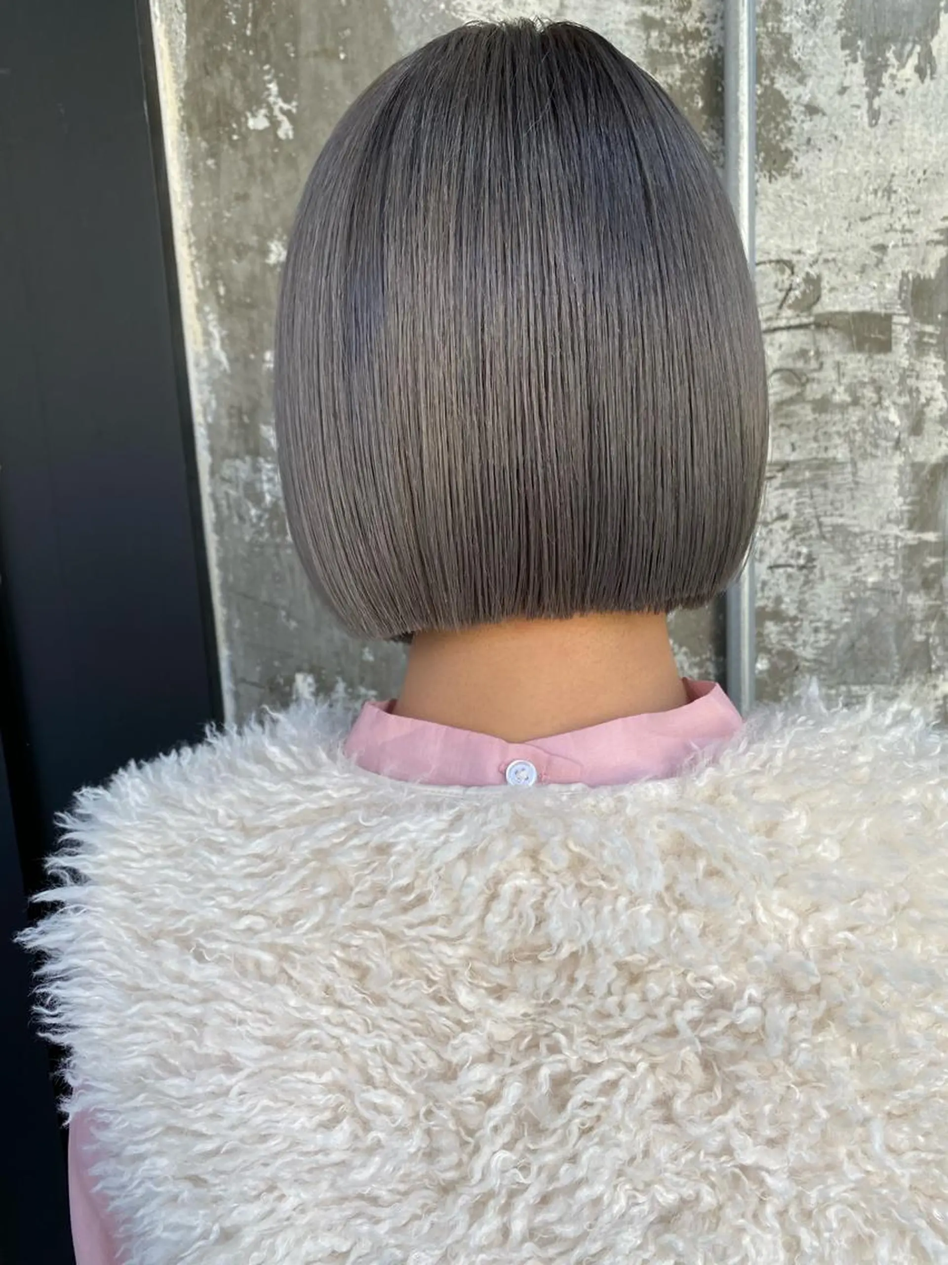 ショート カラー アッシュ アッシュグレー ボブ カット Pia hair Design Yakuin所属・Pia ツボイ ケイタのヘアスタイル
