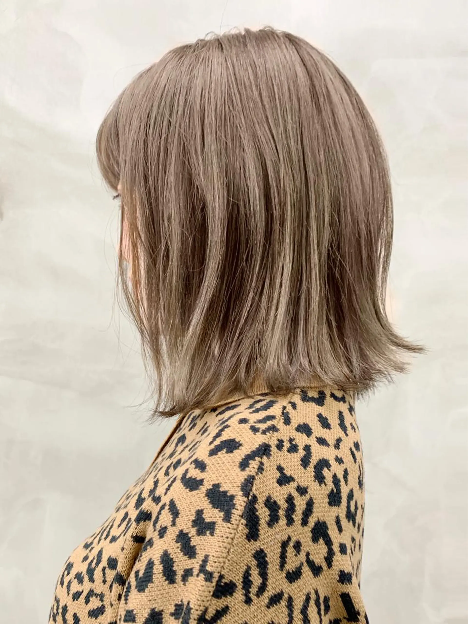 カラー ベージュカラー ブリーチ グレージュ ハイライトカラー ミルクティーベージュ SEED&beauty byFLAT所属・ヘッドスパ (女性限定)🍋モエのヘアスタイル