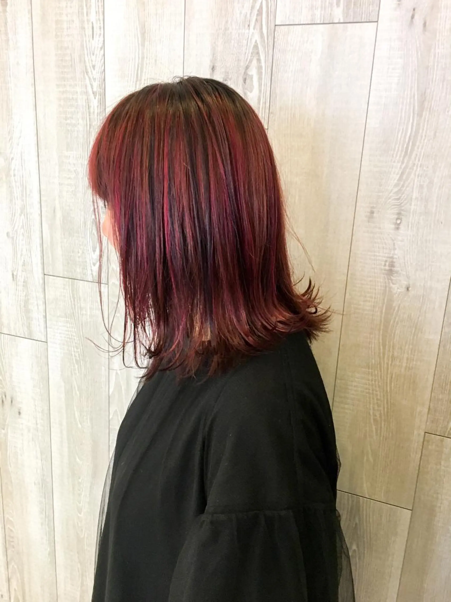 ミディアム カラー モードケイズJR尼崎 トップサロンD板垣のヘアスタイル
