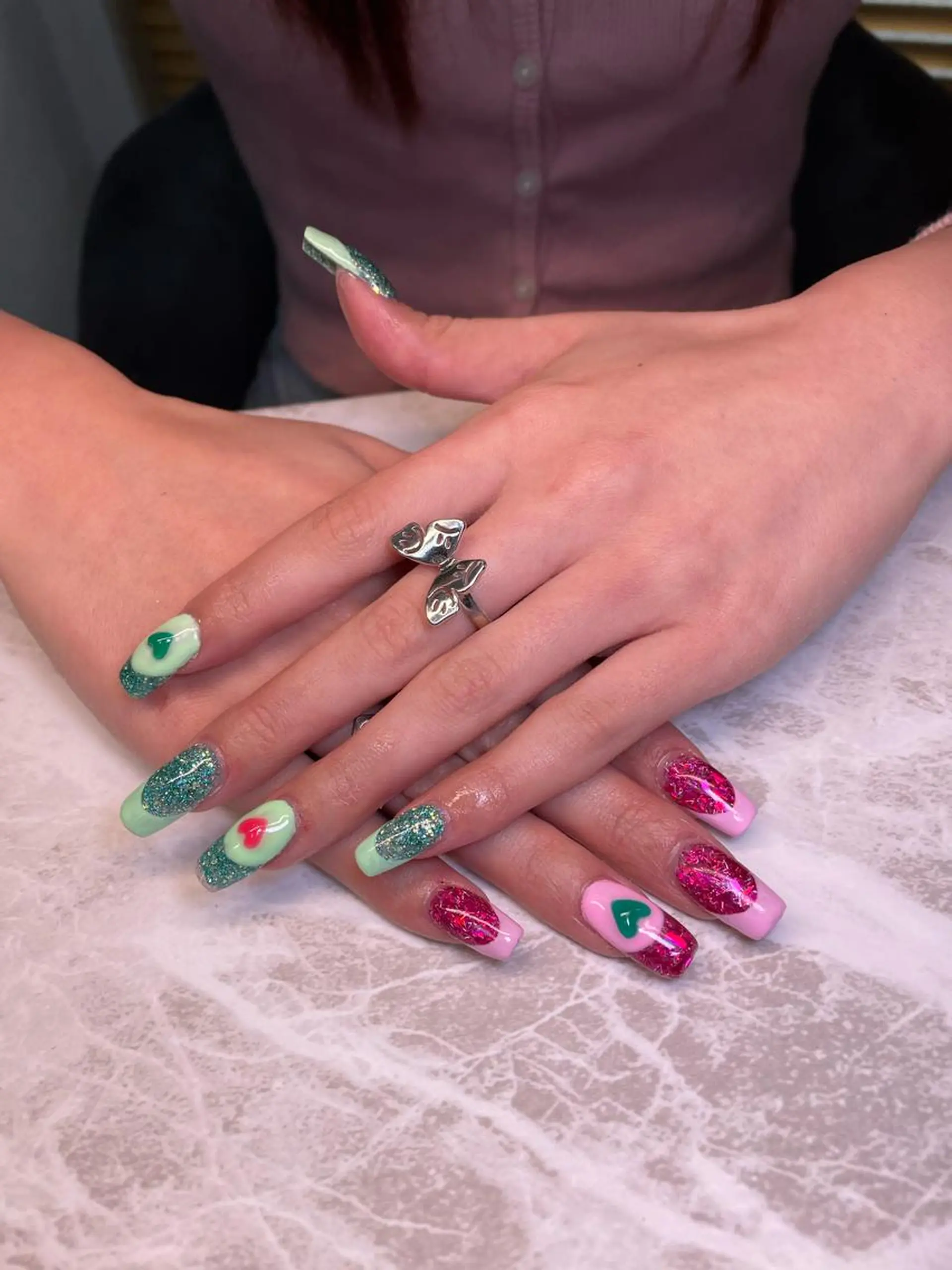 ネイル ハンドネイル YOUTH nails waxing所属・YOUTH natsumiのネイルデザイン