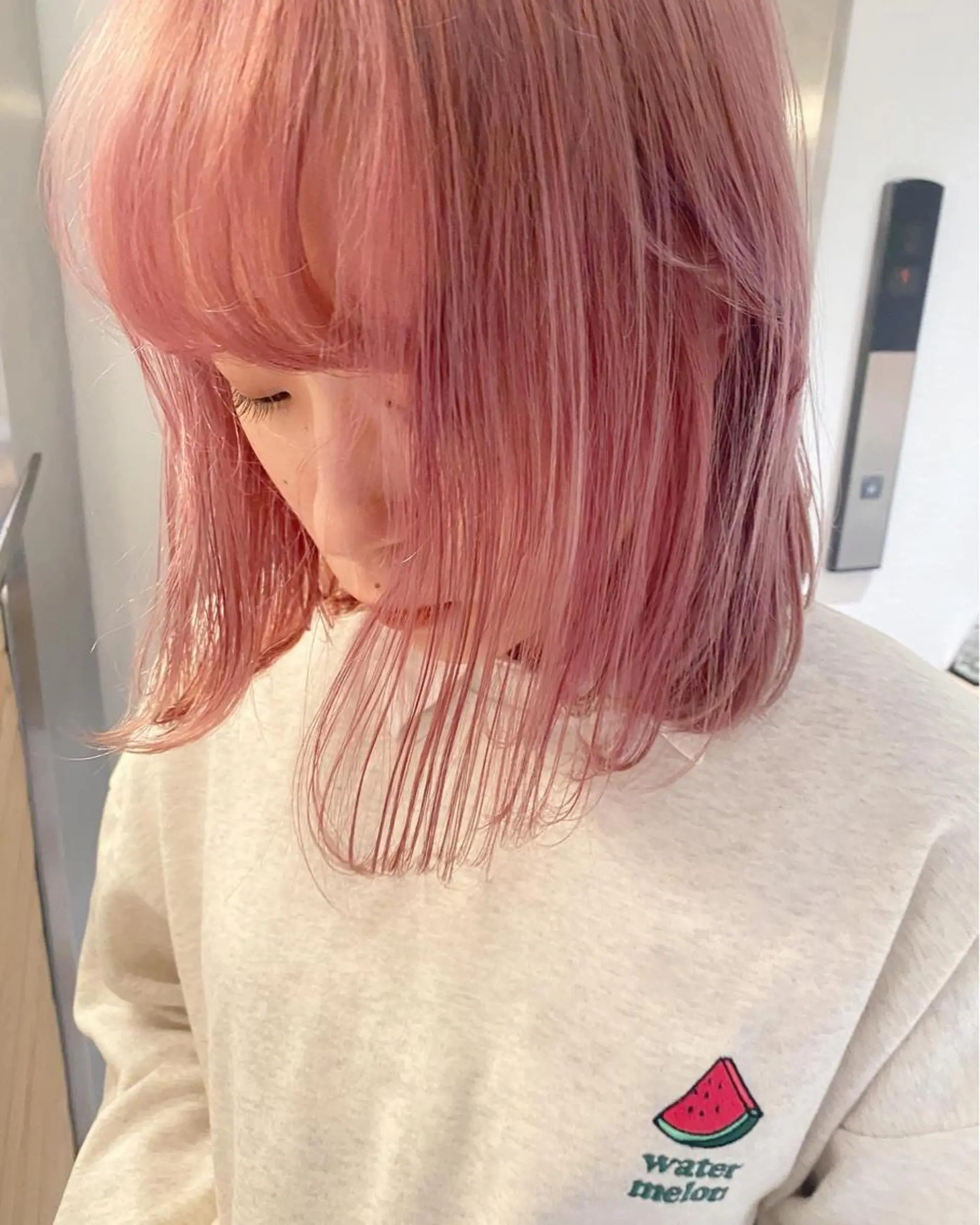 カラー ブリーチ Pros所属・nana/レイヤー /酸性ストレートのヘアスタイル