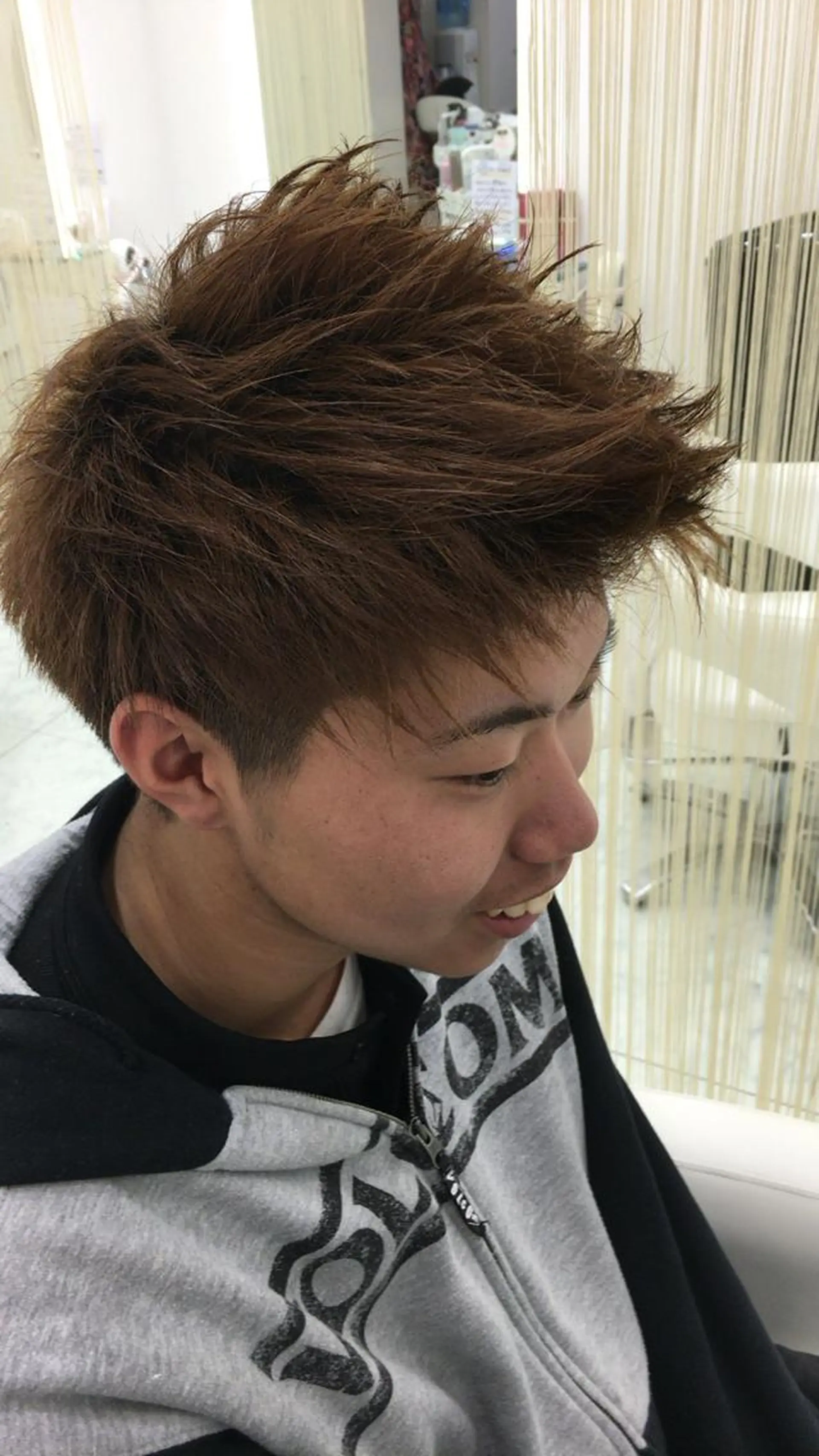 ショート メンズ ツーブロック 刈り上げ 佐藤 祥太のヘアスタイル
