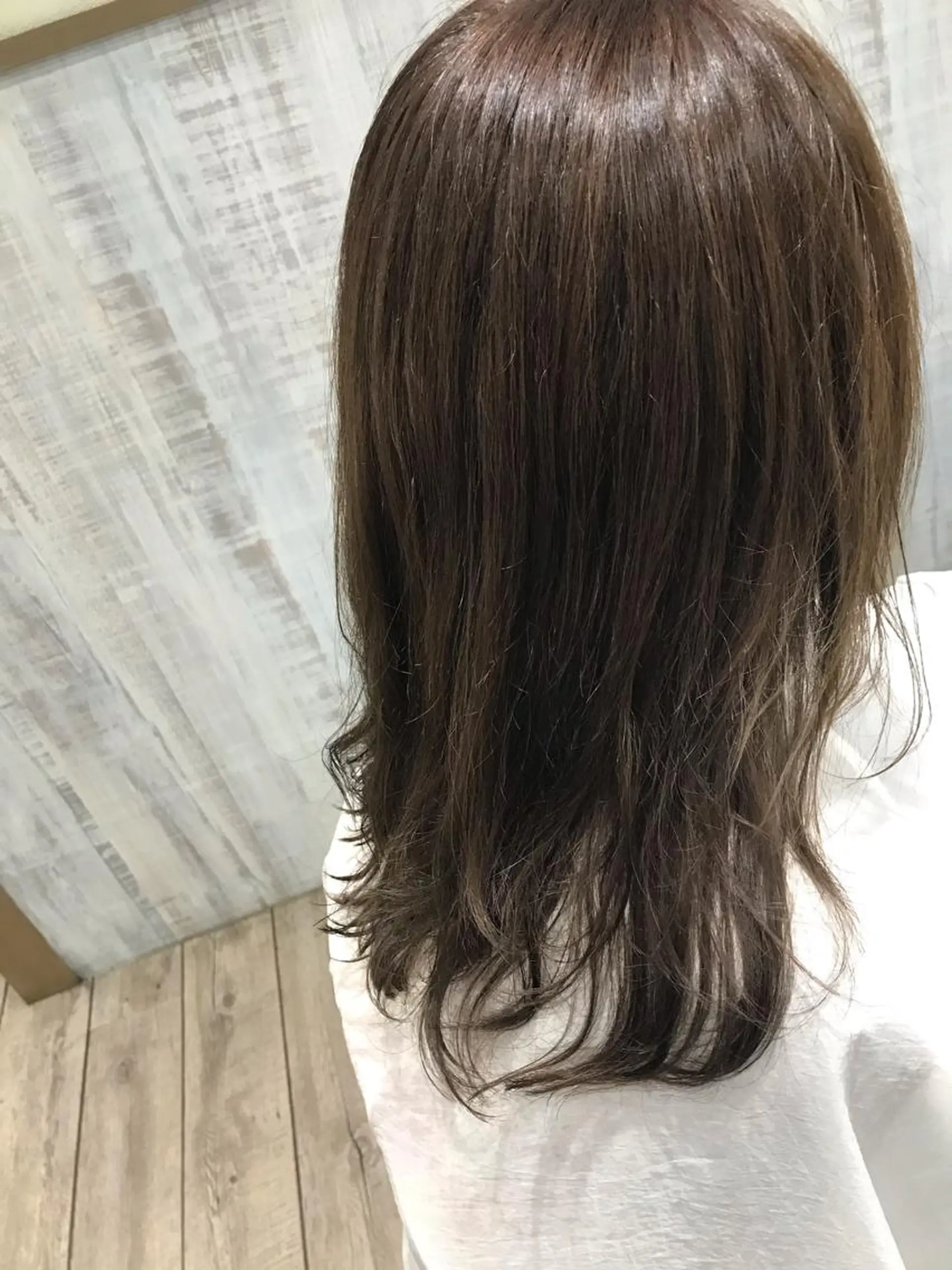 ロング ネモトメイナ🌿 今月末で退職しますのヘアスタイル