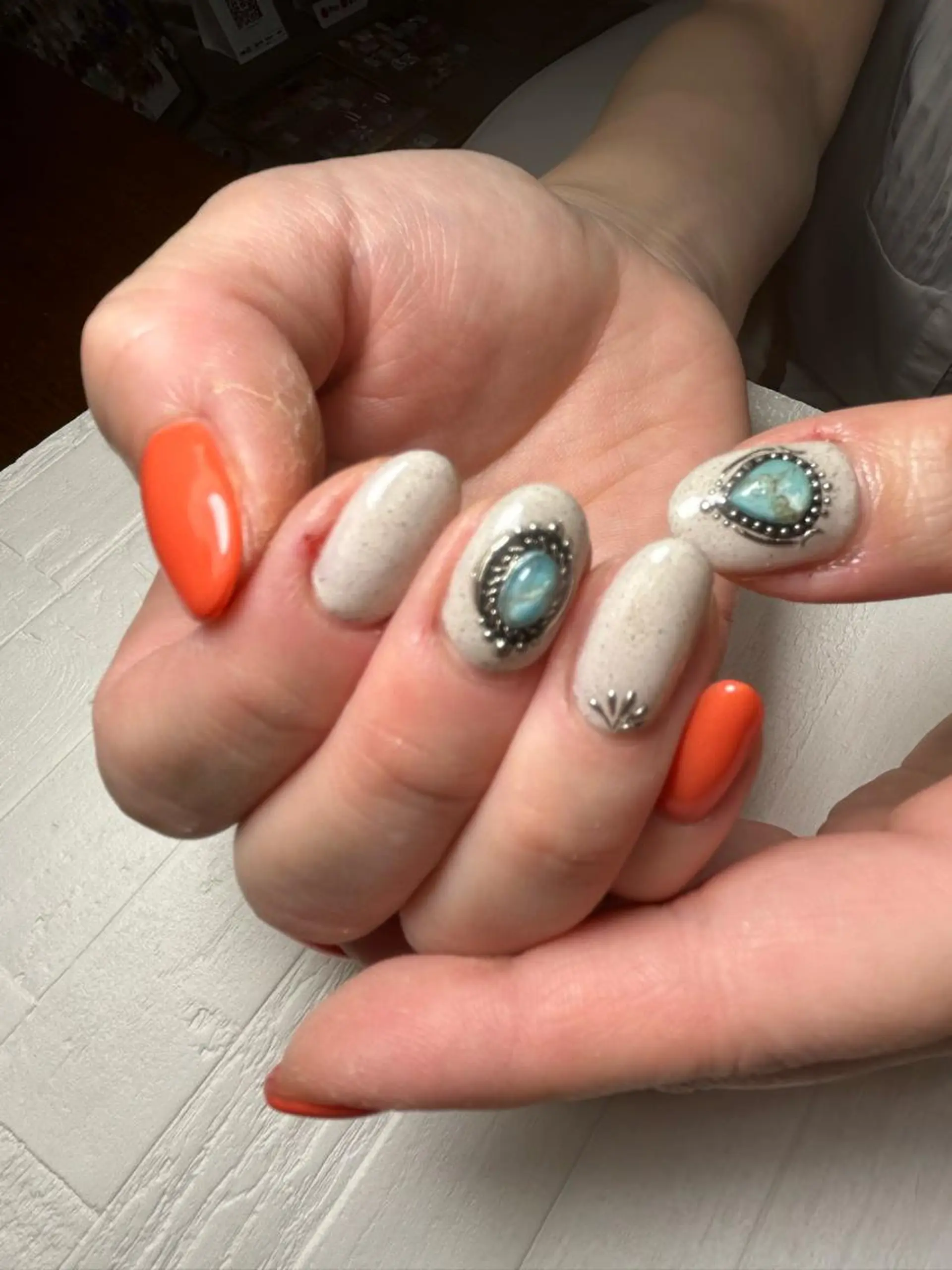 ネイル ハンドネイル 大崎 奈々のネイルデザイン