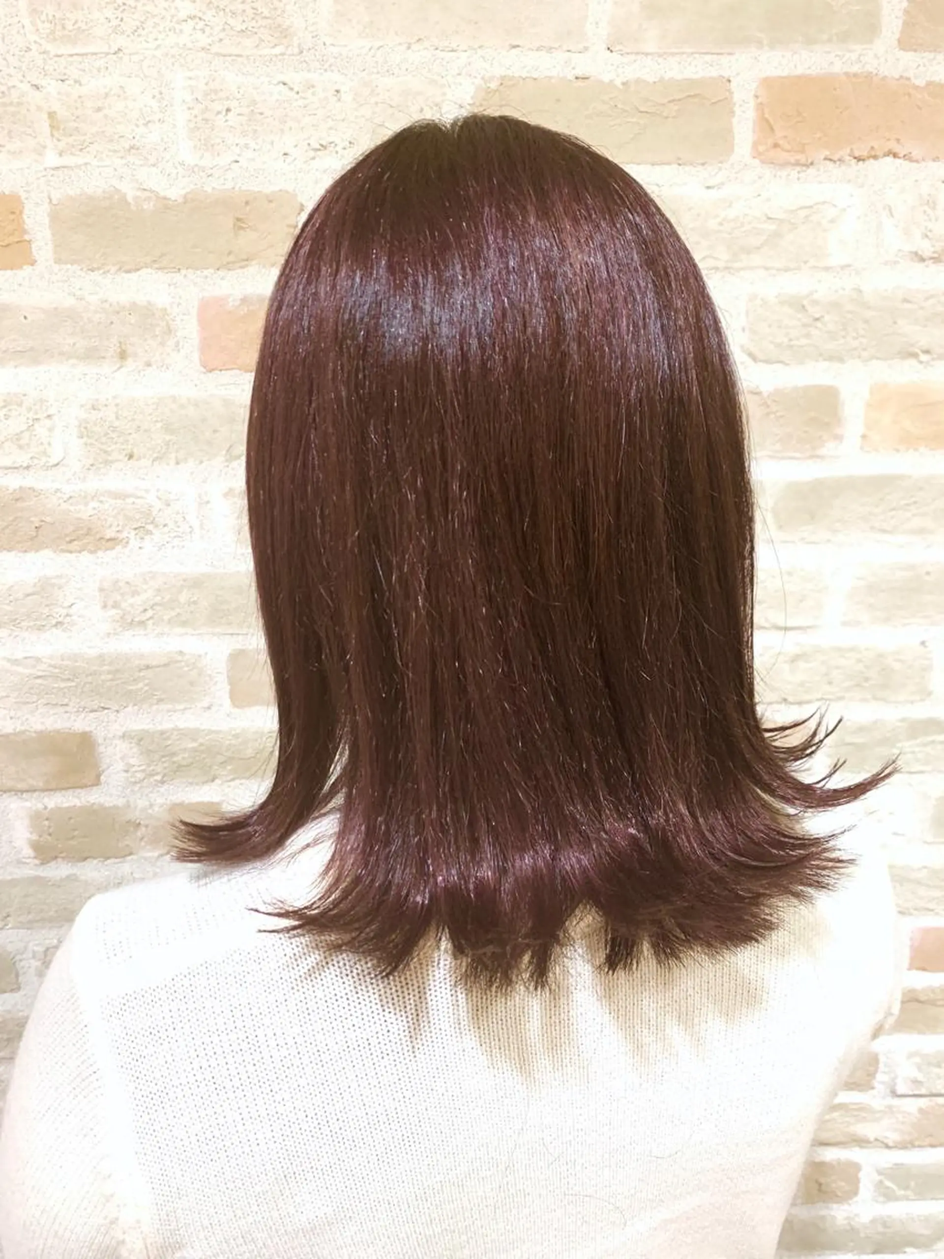 ミディアム カラー ベージュカラー ブリーチ ブラウンカラー カシス 透明感カラー カット ヘアカラー WILL DRESS JR高槻店所属・内山 由貴奈のヘアスタイル