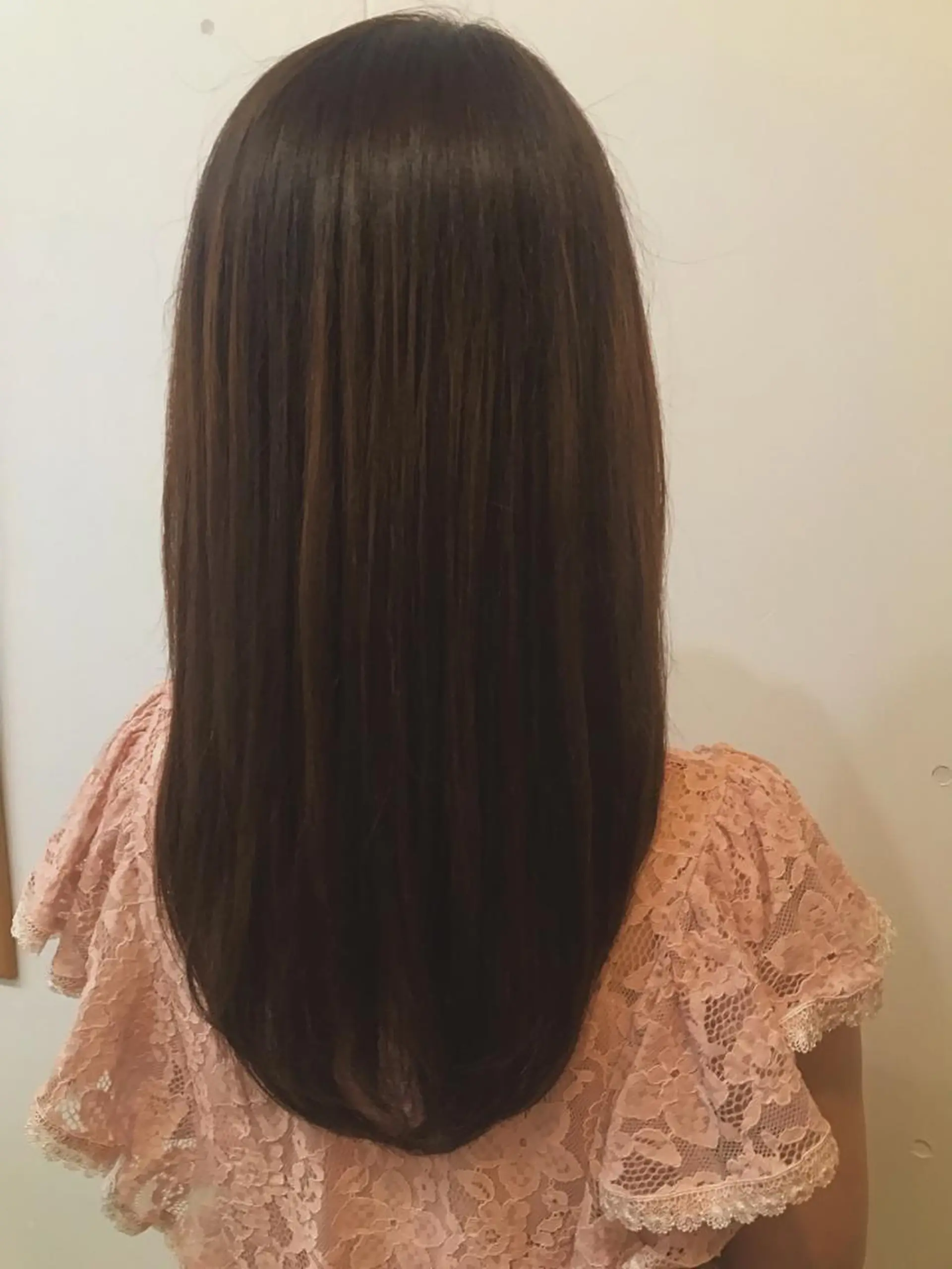 ロング トリートメント chama レイヤーカットのヘアスタイル