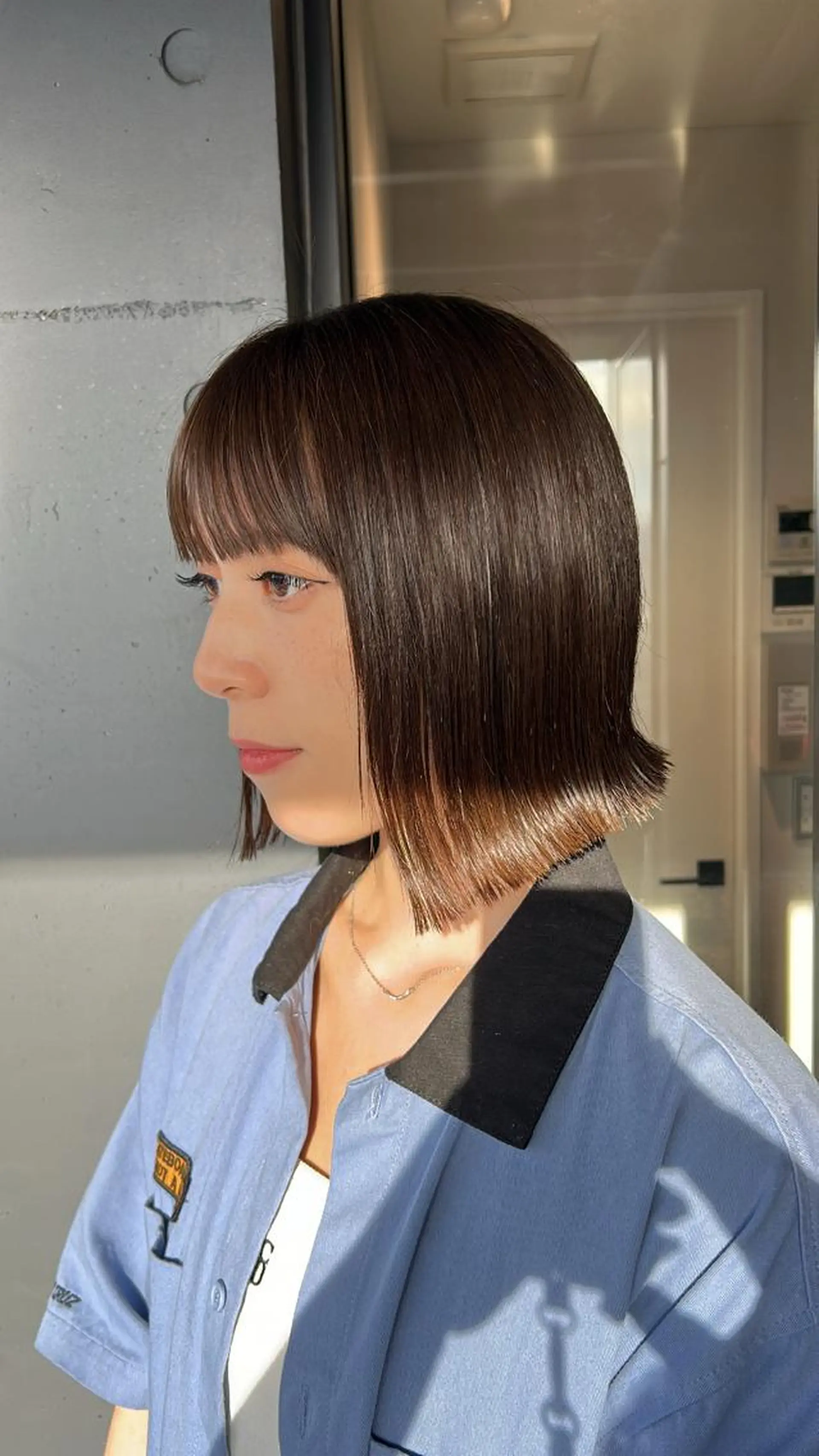 ショート カット ぱつっとボブ/Wカラ ー/ことこ🍒のヘアスタイル