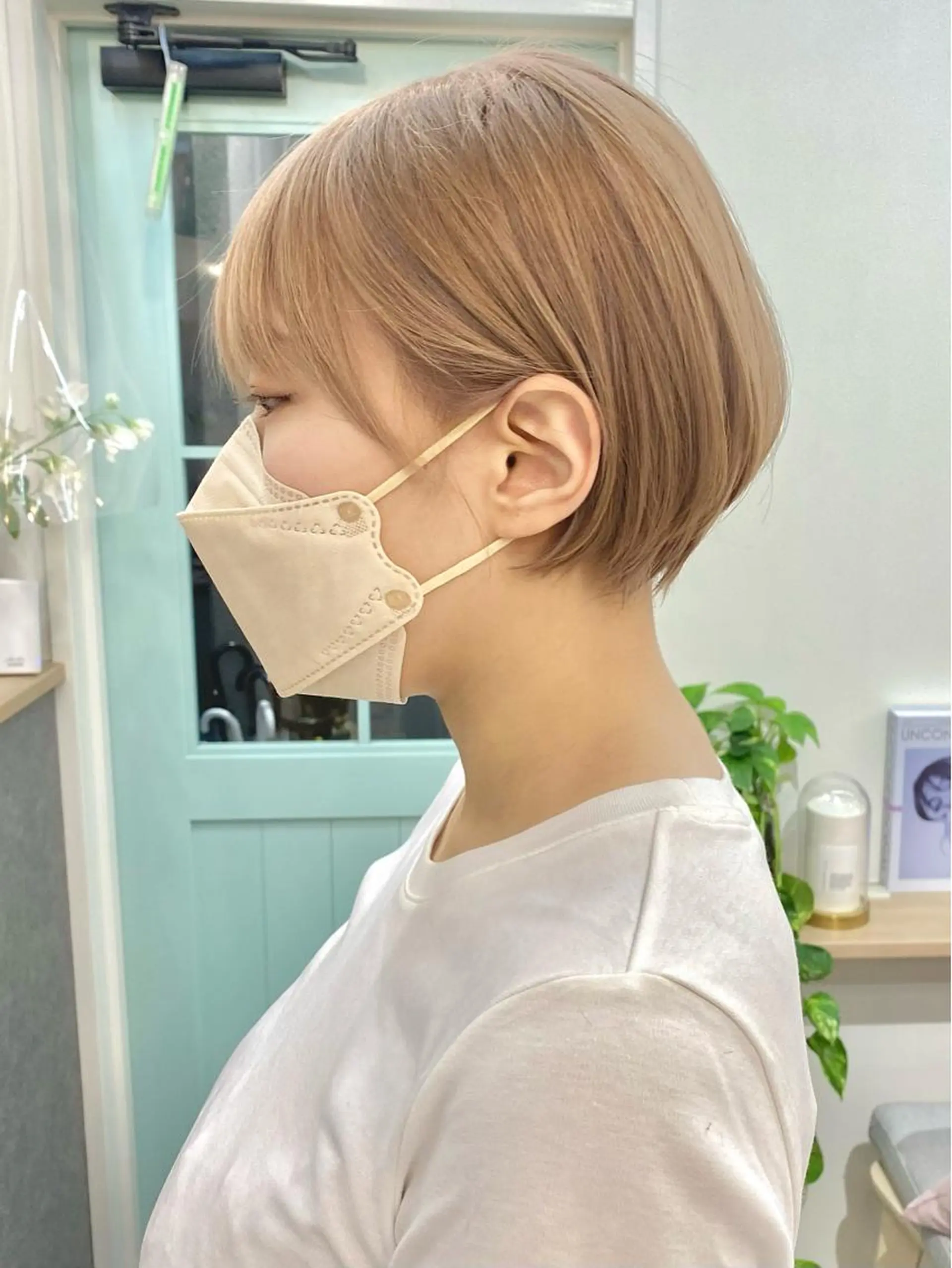 ショート カラー ベージュカラー ホワイトベージュ カット ヘアカラー トリートメント ヘアセット 💘カラー特化美容師 尾崎拓己のヘアスタイル