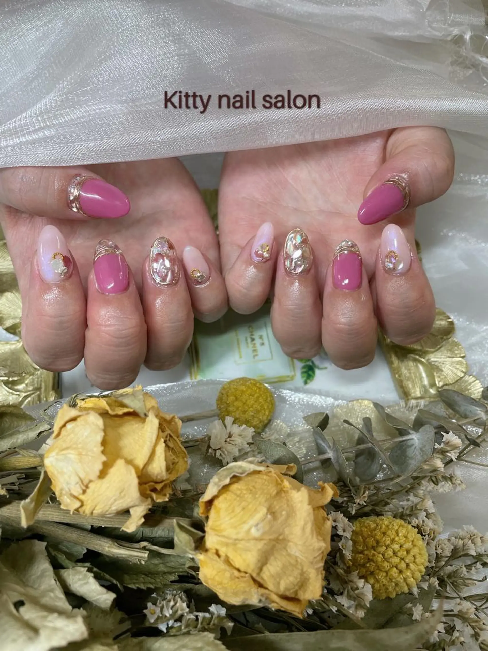 ネイル ハンドネイル kitty nail salonのネイルデザイン