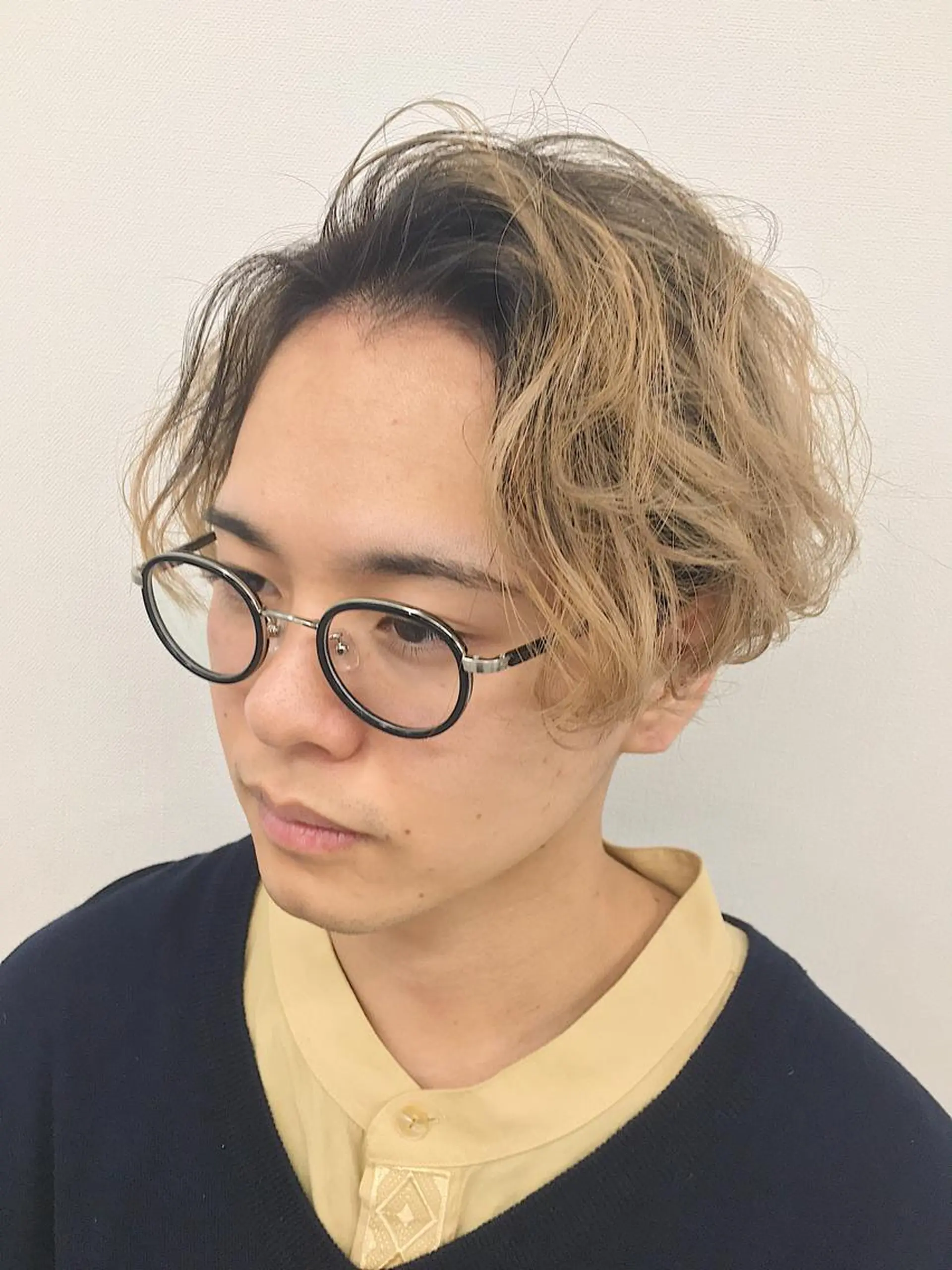 カラー メンズ メンズハイライト ハイライトカラー メンズサロンLOSS所属・メンズサロン rootのヘアスタイル