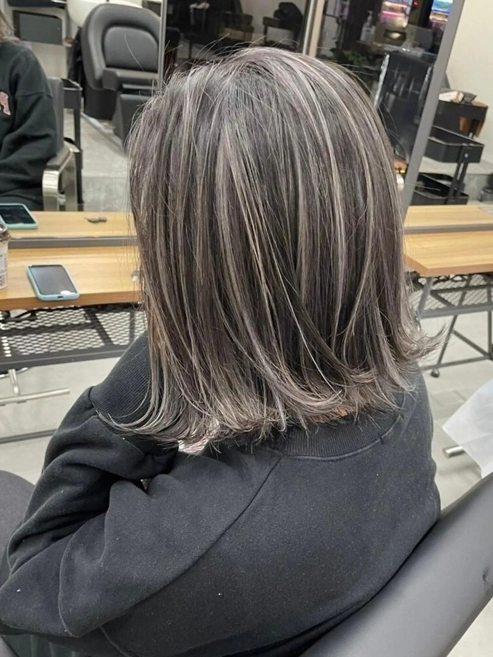 ショート ヘアカラー カラー特化サロン Eir心斎橋のヘアスタイル