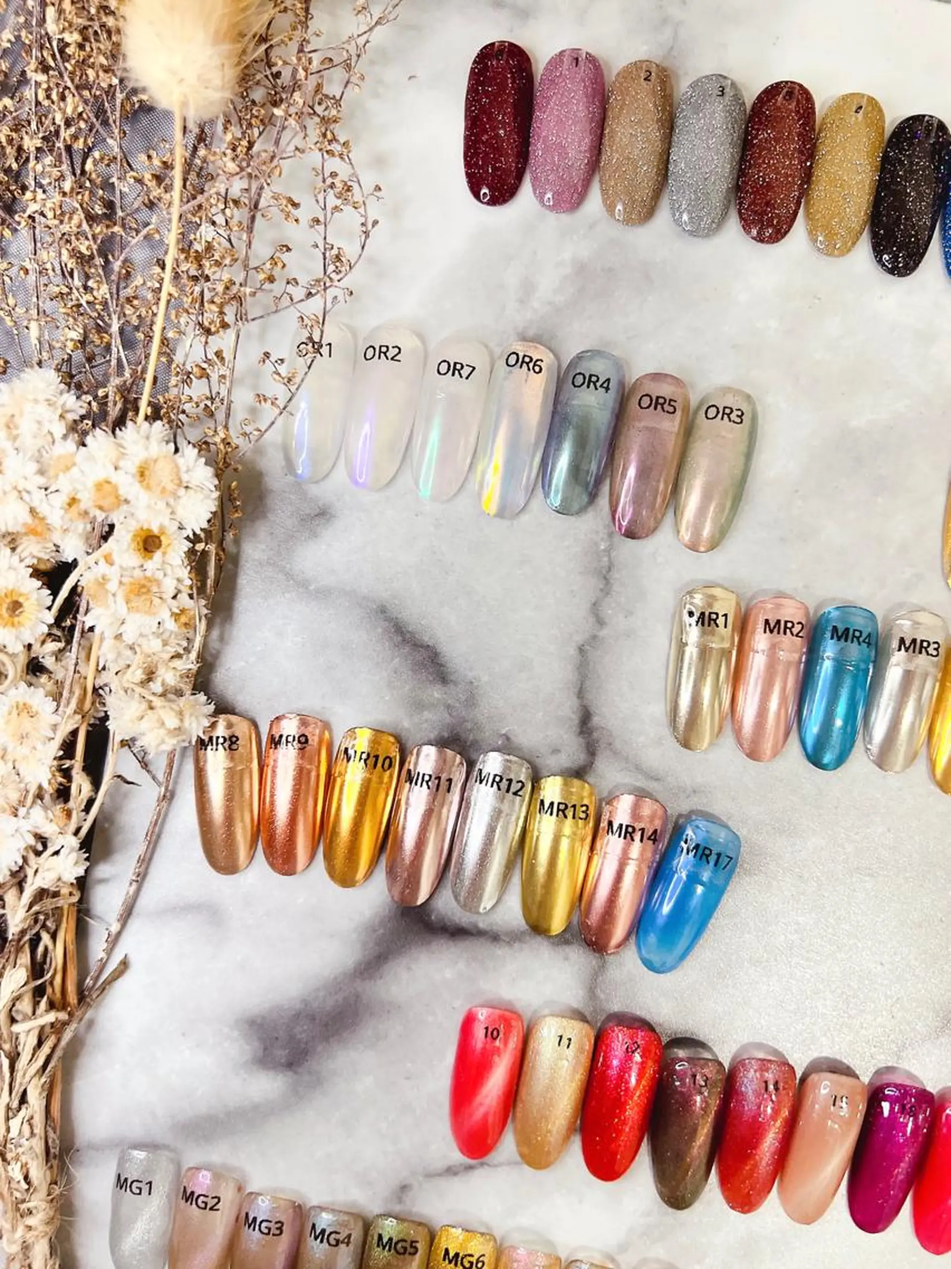 ショート ネイリスト シンのネイルデザイン