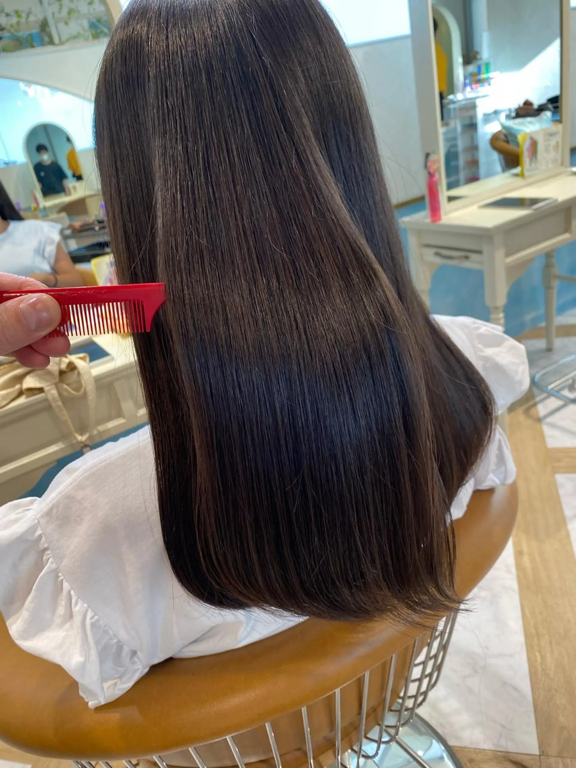 ロング Lond luce心斎橋【ロンドルーチェ】所属・🌟髪質改善 店長　鈴木佑弥🌟のヘアスタイル