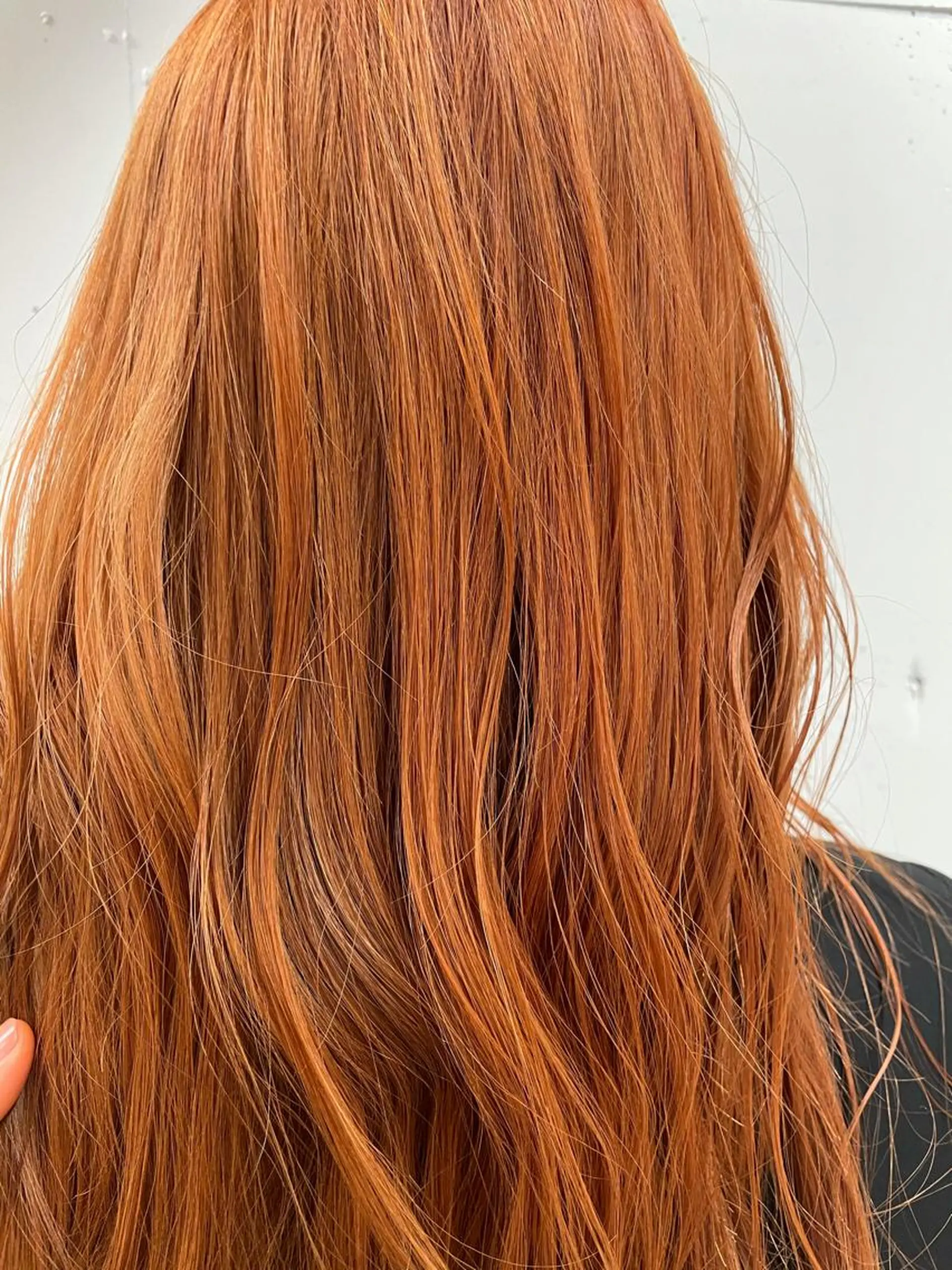 ロング カラー ブリーチ オレンジ 韓国風ヘア A/LEE所属・久保田 千尋のヘアスタイル