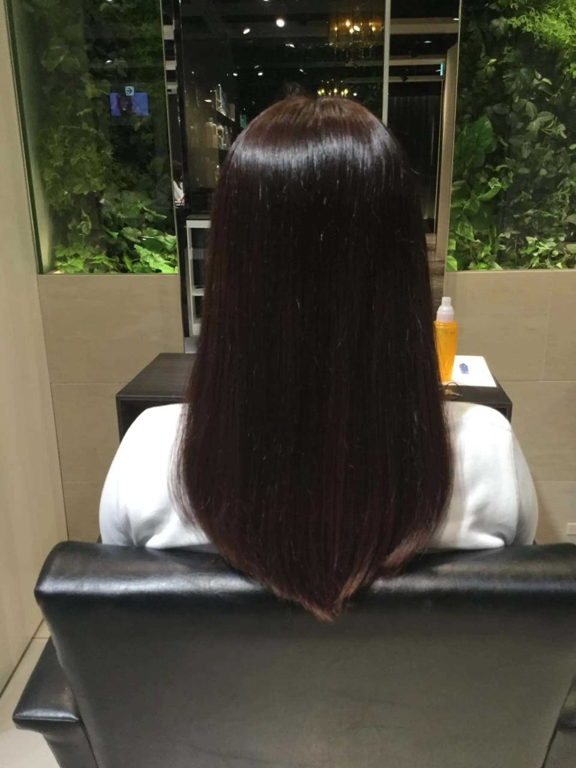 ミディアム 縮毛矯正 トリートメント 【似合うが見つかる】 Hanaのヘアスタイル