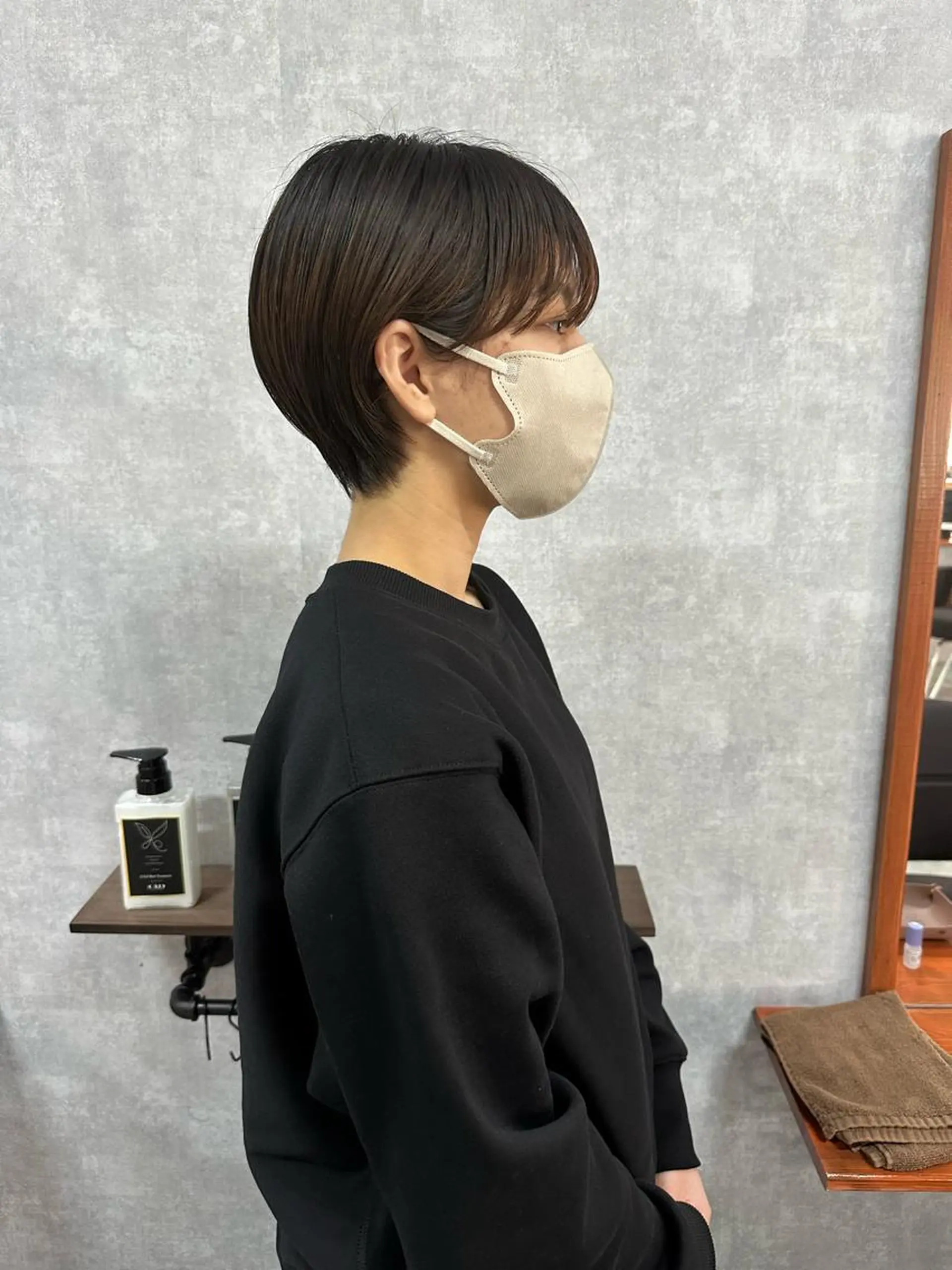 ショート 切りっぱなしボブ ショートボブ ハンサムショート 丸みショート アッシュ C’LD hair produce /シールドヘア所属・モテ髪/ボブ/ショー ト/アダチフウトのヘアスタイル