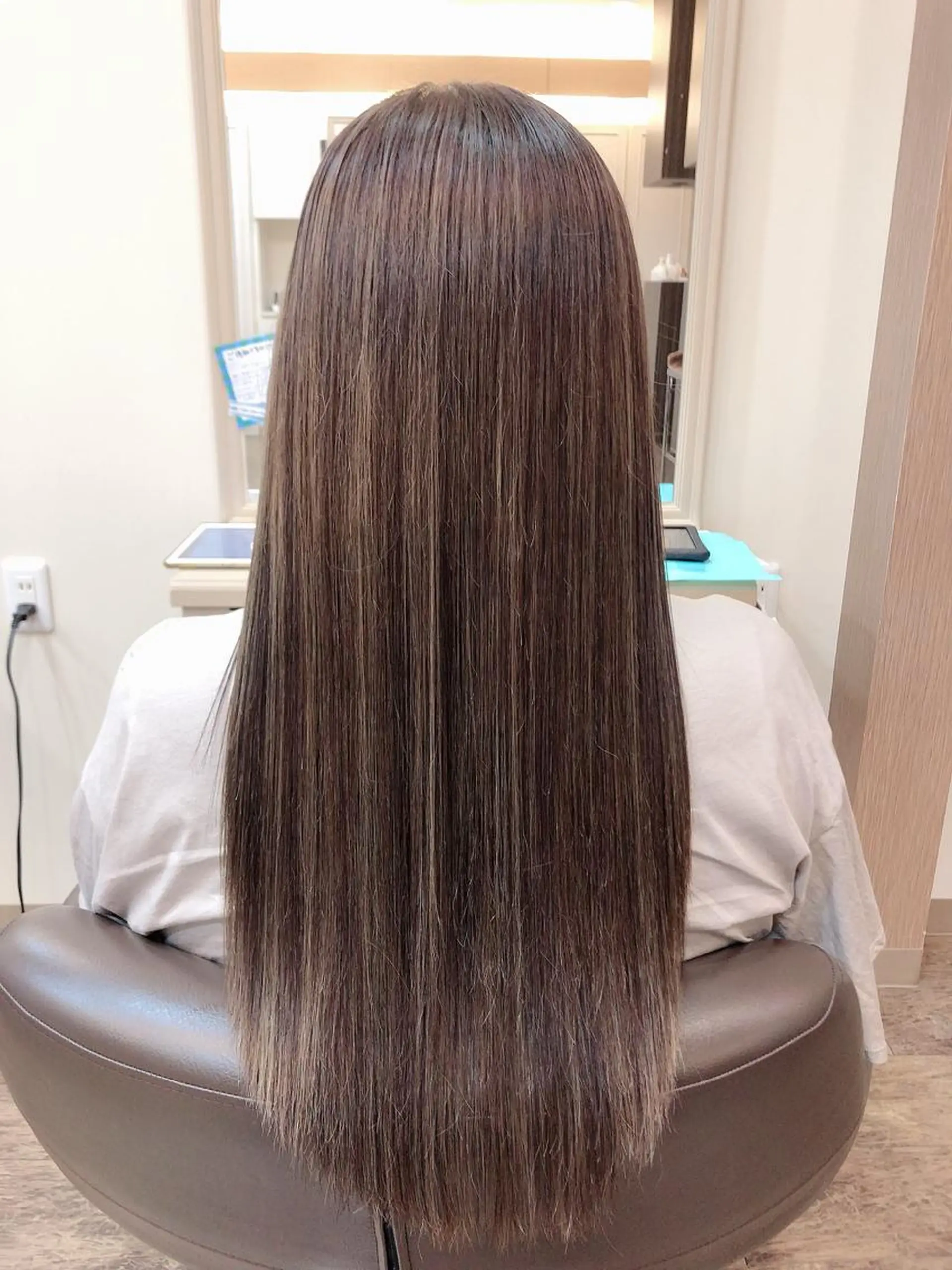 ロング カラー ハイライトカラー ハイライト ヘアカラー 尚平 髪質改善 大人のデザインカラーのその他イメージ