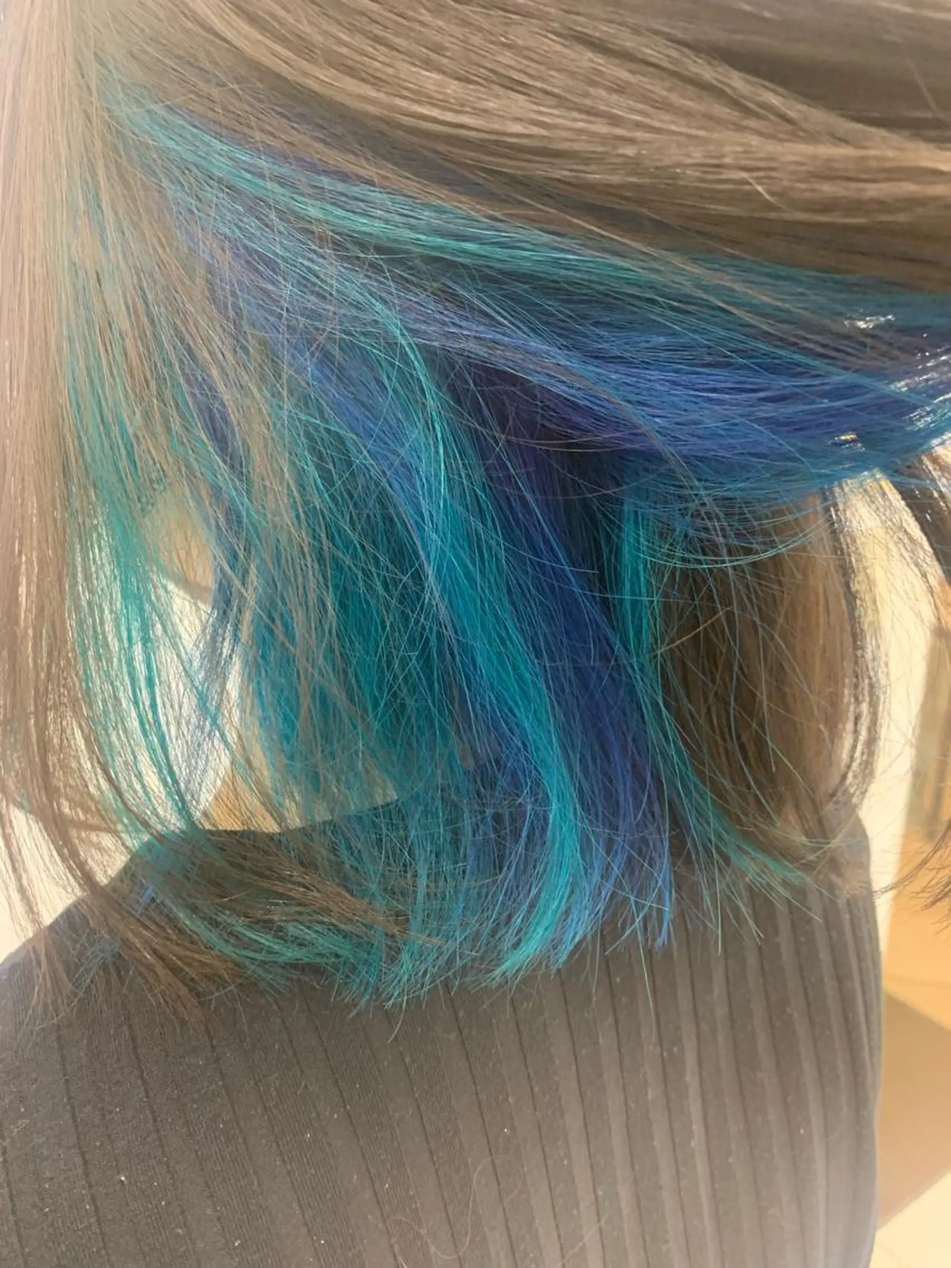 カラー 中谷 大介のヘアスタイル
