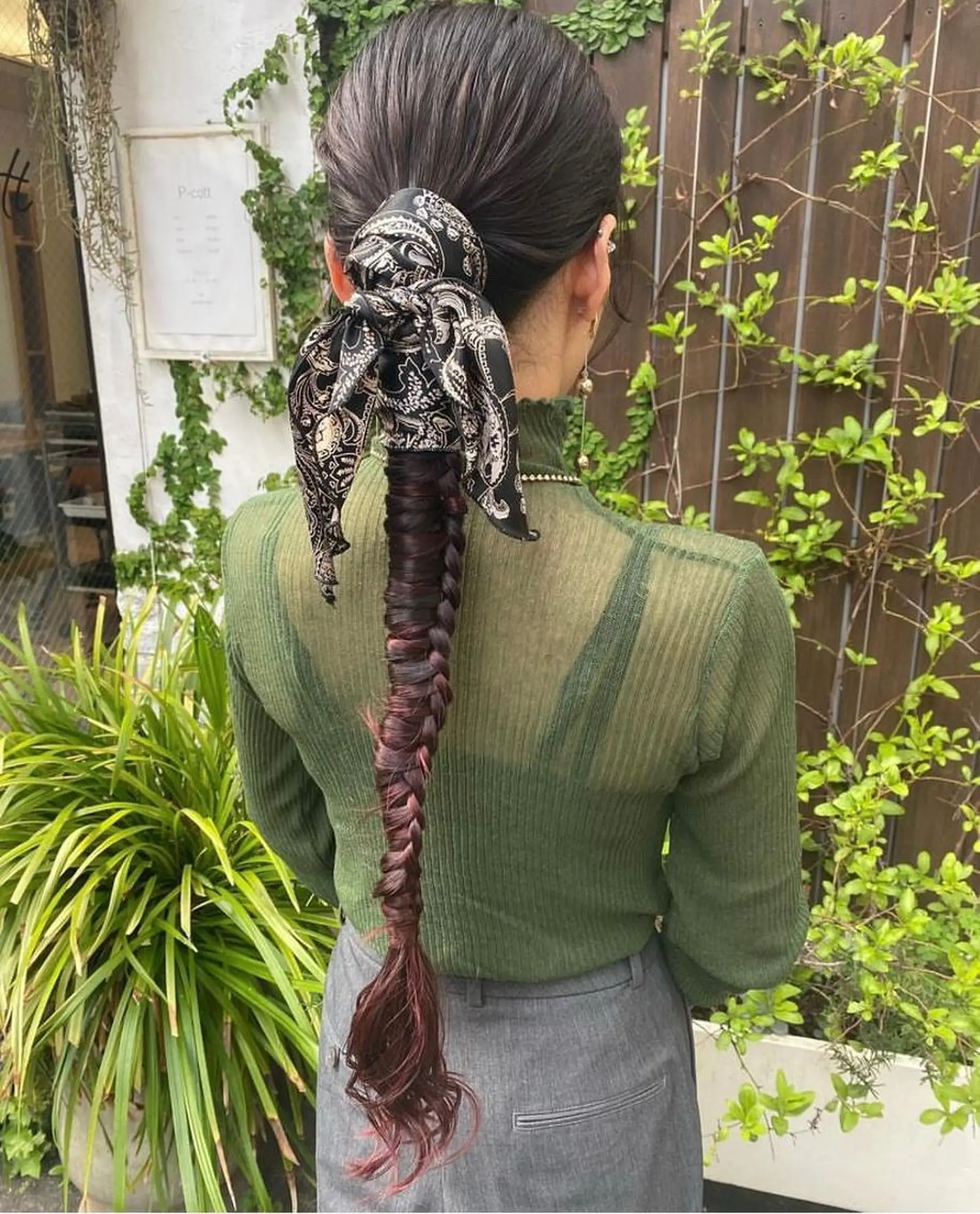 ロング ヘアアレンジ ポニーテール ヘアセット 栗崎 菜弥のヘアスタイル