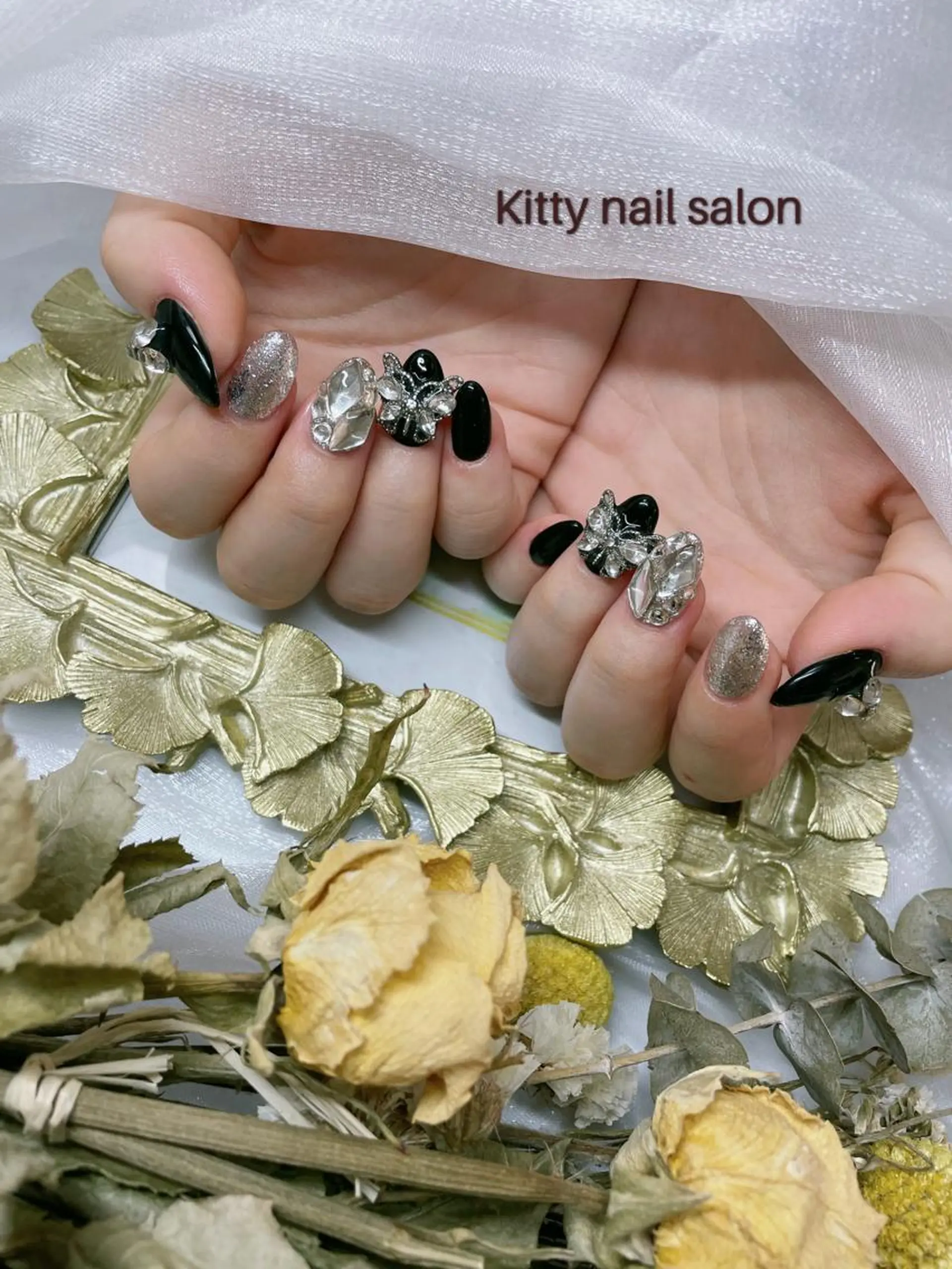 ネイル ハンドネイル kitty nail salonのネイルデザイン