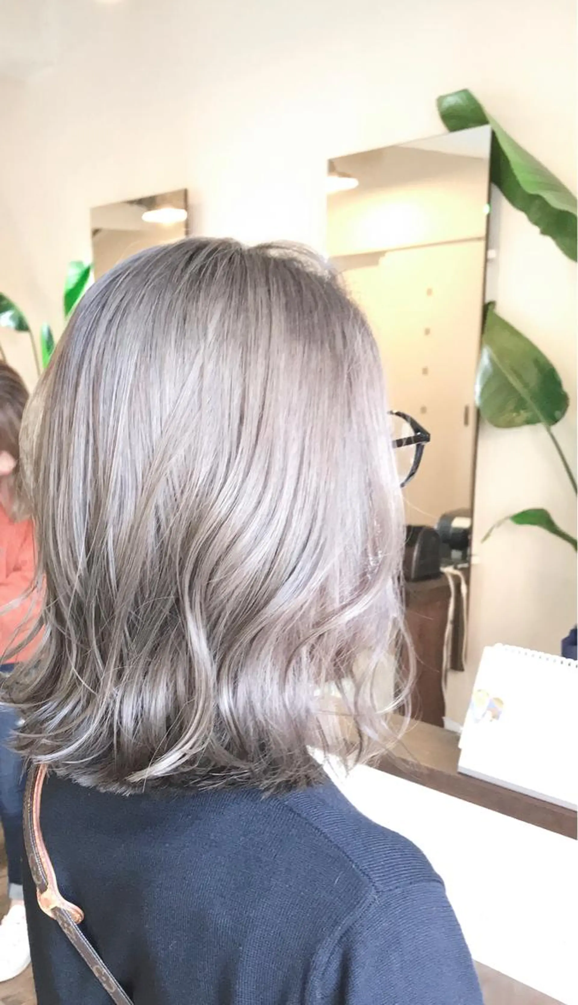 ミディアム カラー ヘアカラー トリートメント TRUCK トラックのヘアスタイル