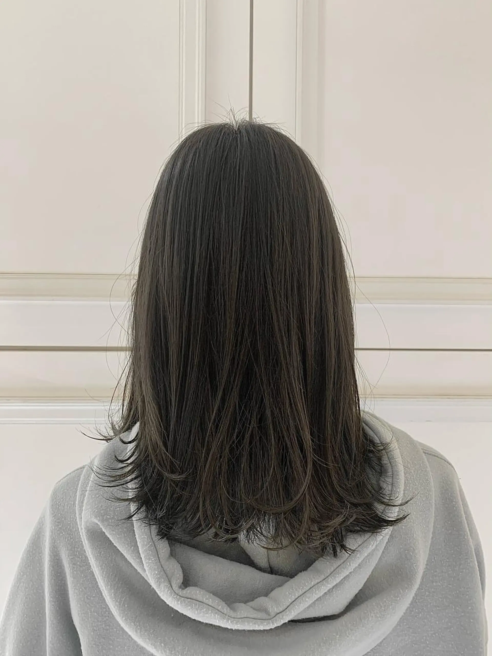 セミロング 田中 未澪のヘアスタイル