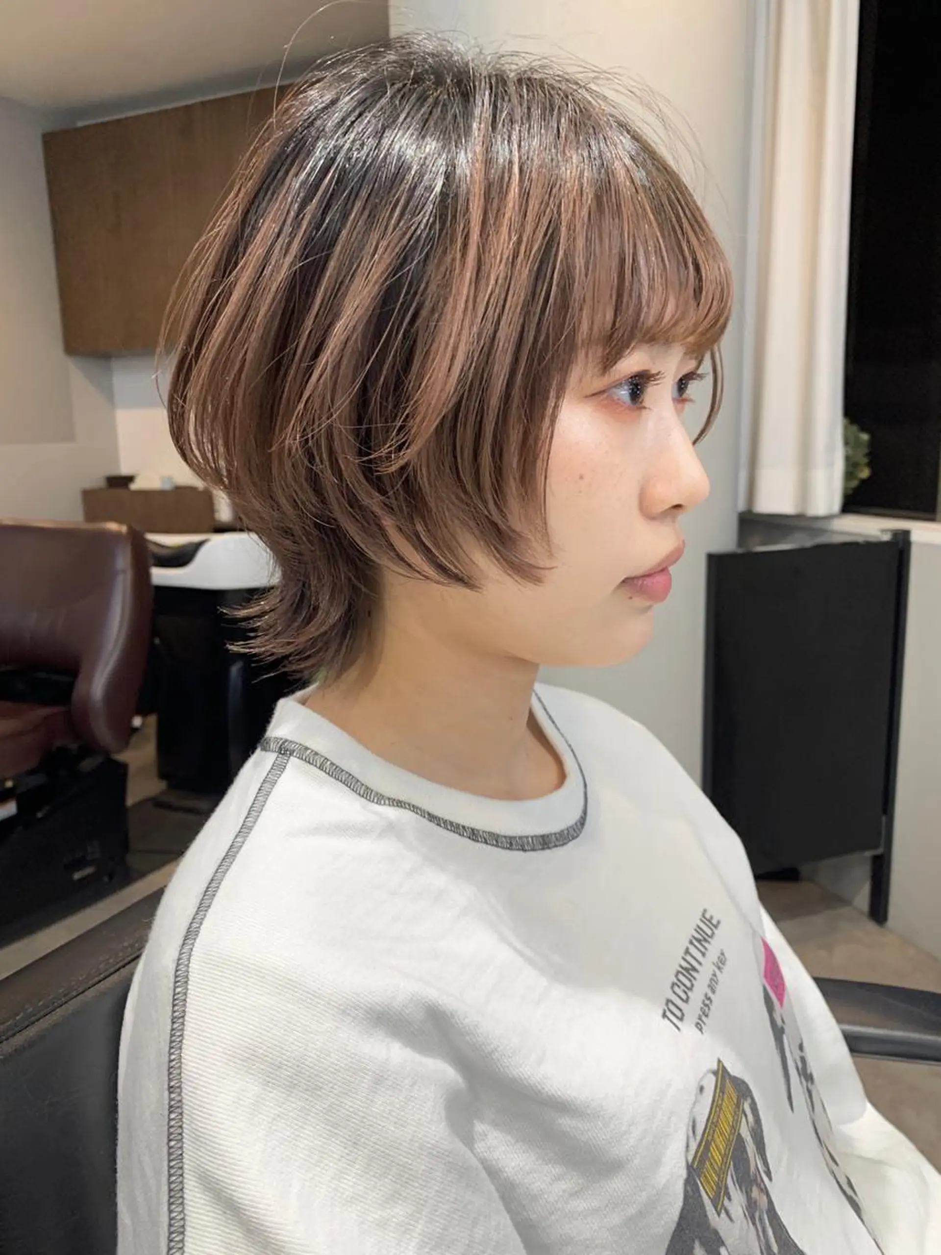 ショート カラー バレイヤージュ ブリーチ レイヤーカット ウルフカット ウルフレイヤー カット ヘアカラー トリートメント AMI Hair Supply所属・Yusuke Aのヘアスタイル
