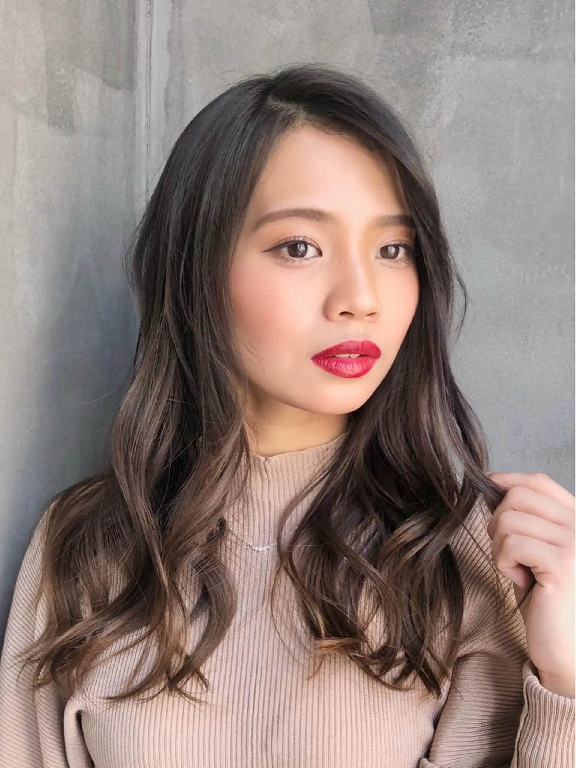セミロング カラー ベージュカラー カット ヘアカラー ヘッドスパ Mogami Kengoのヘアスタイル