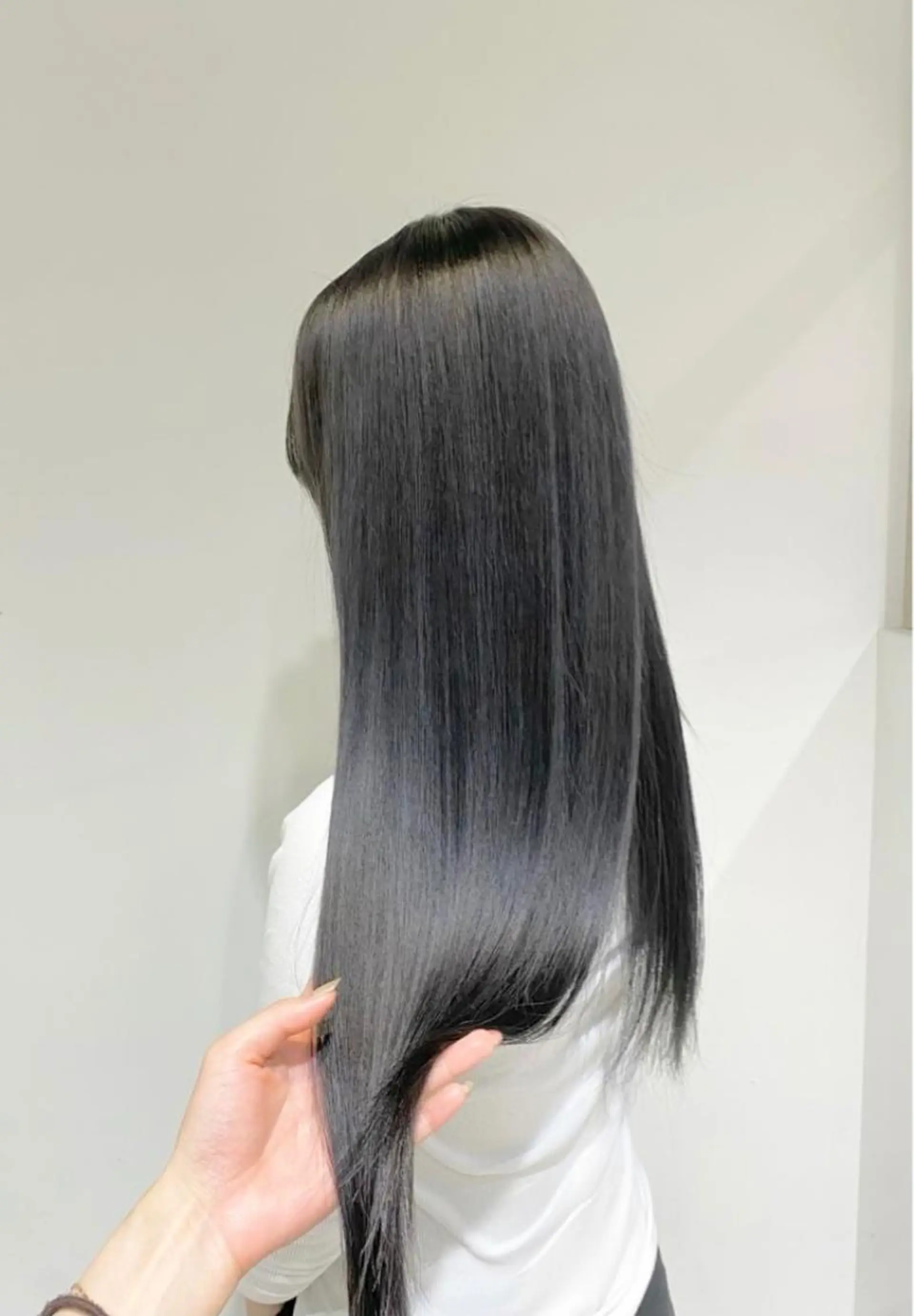 ロング ヘアカラー トリートメント motel所属・モデルや芸能人も通う ✨マンツーマンサロンのヘアスタイル
